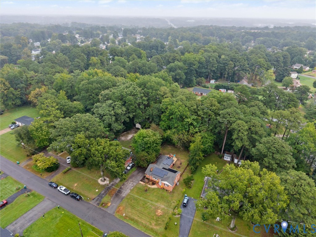 8305 Colebrook Rd