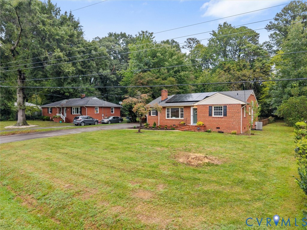 8305 Colebrook Rd