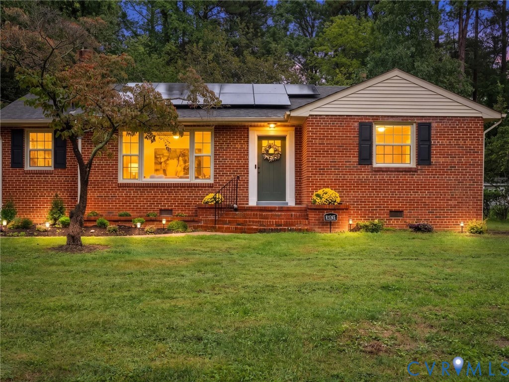 8305 Colebrook Rd