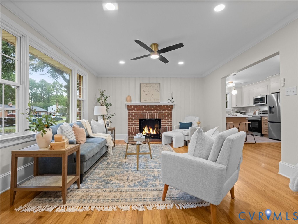 8305 Colebrook Rd