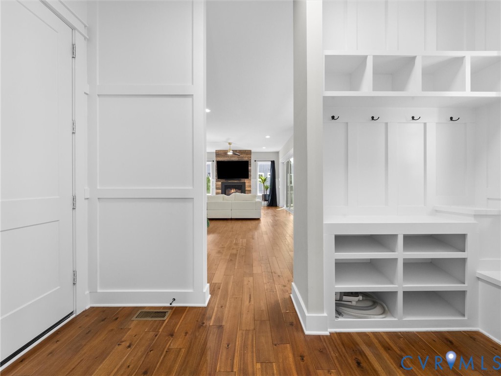 4112 Bellstone Dr