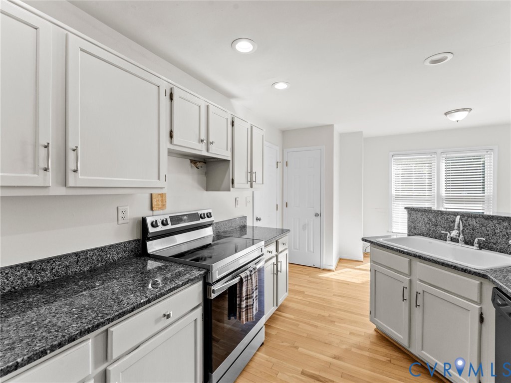 5200 Olde Milbrooke Dr