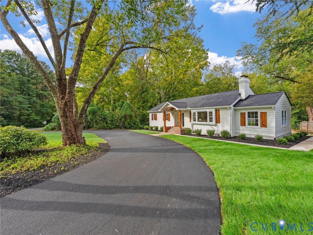 702 Westham Pky