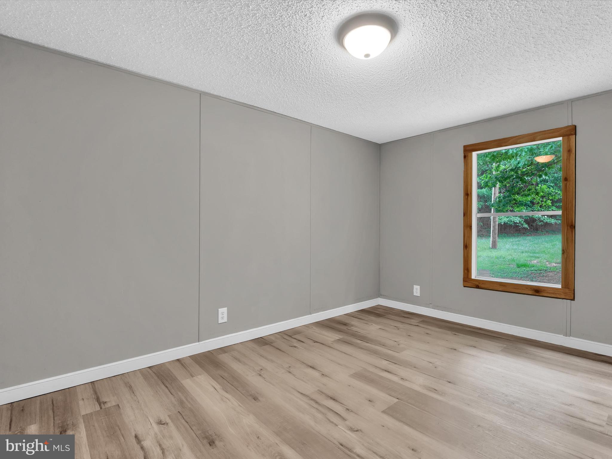 13916 Shannon Hill Rd