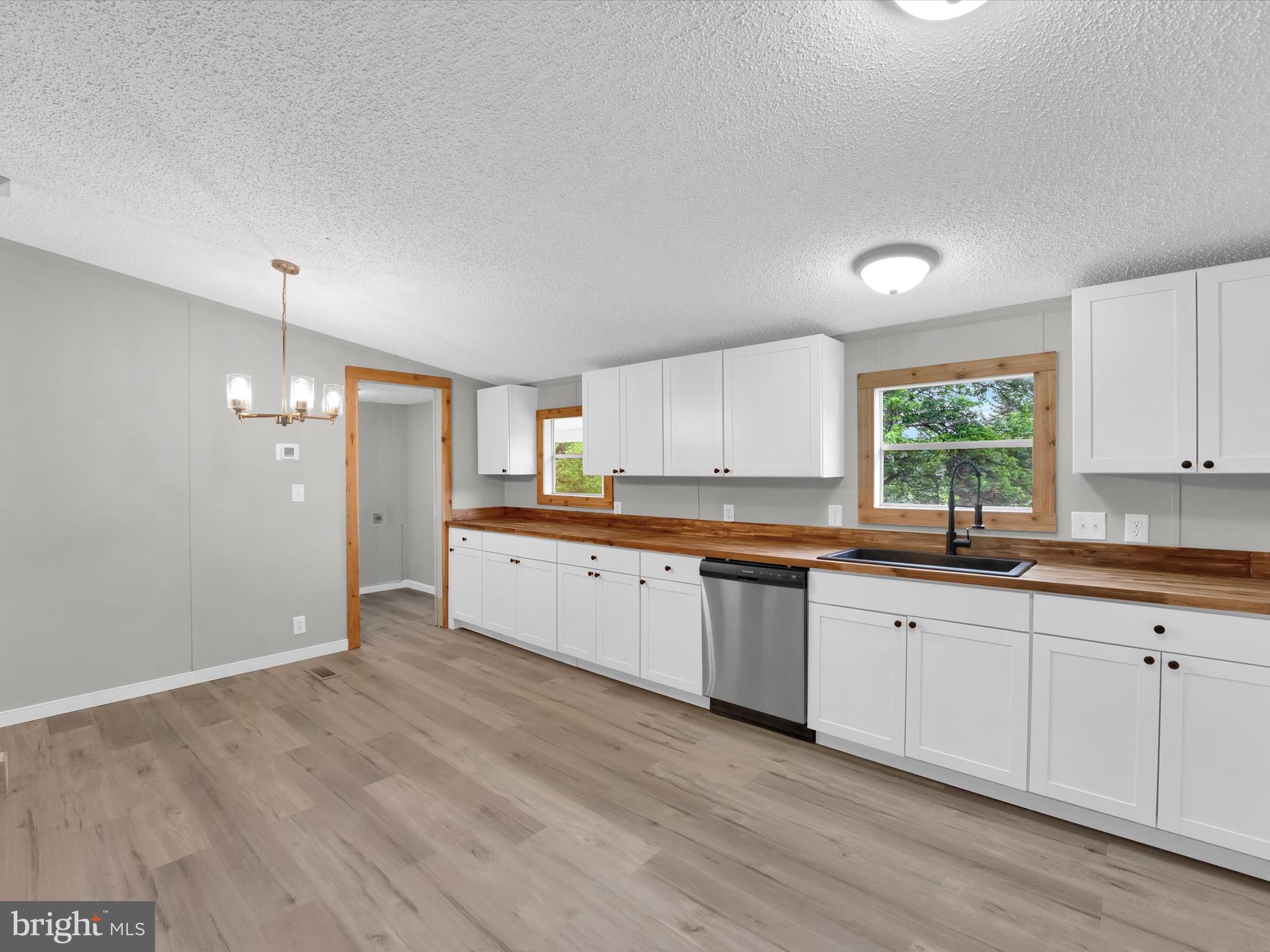 13916 Shannon Hill Rd