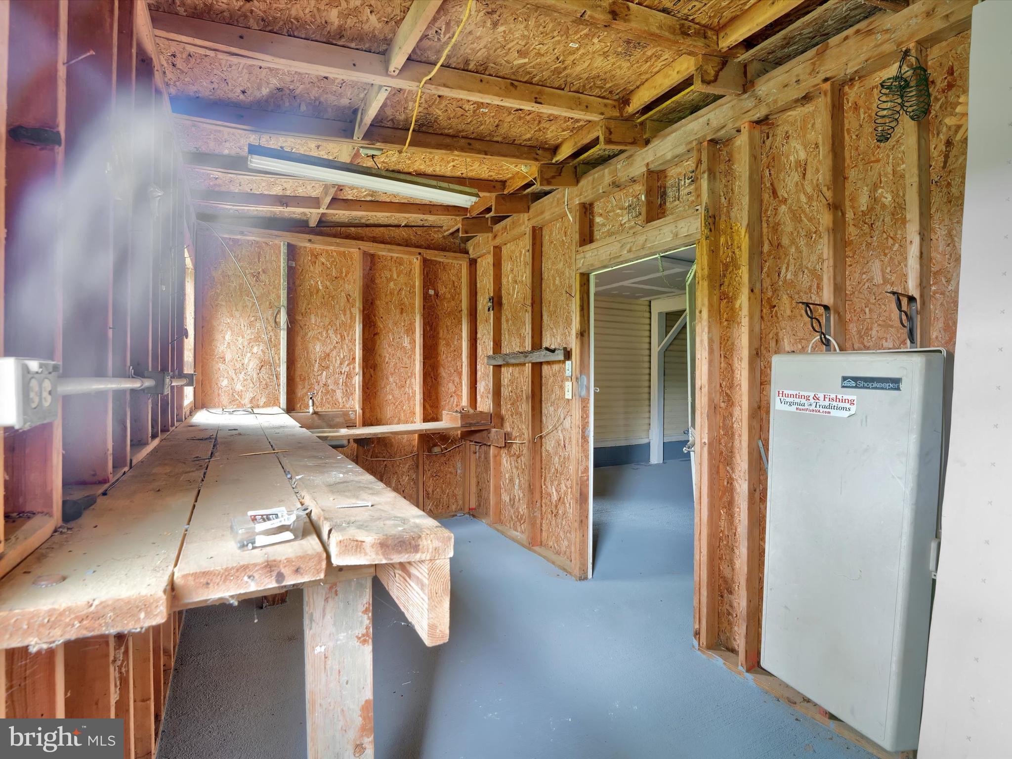 13916 Shannon Hill Rd