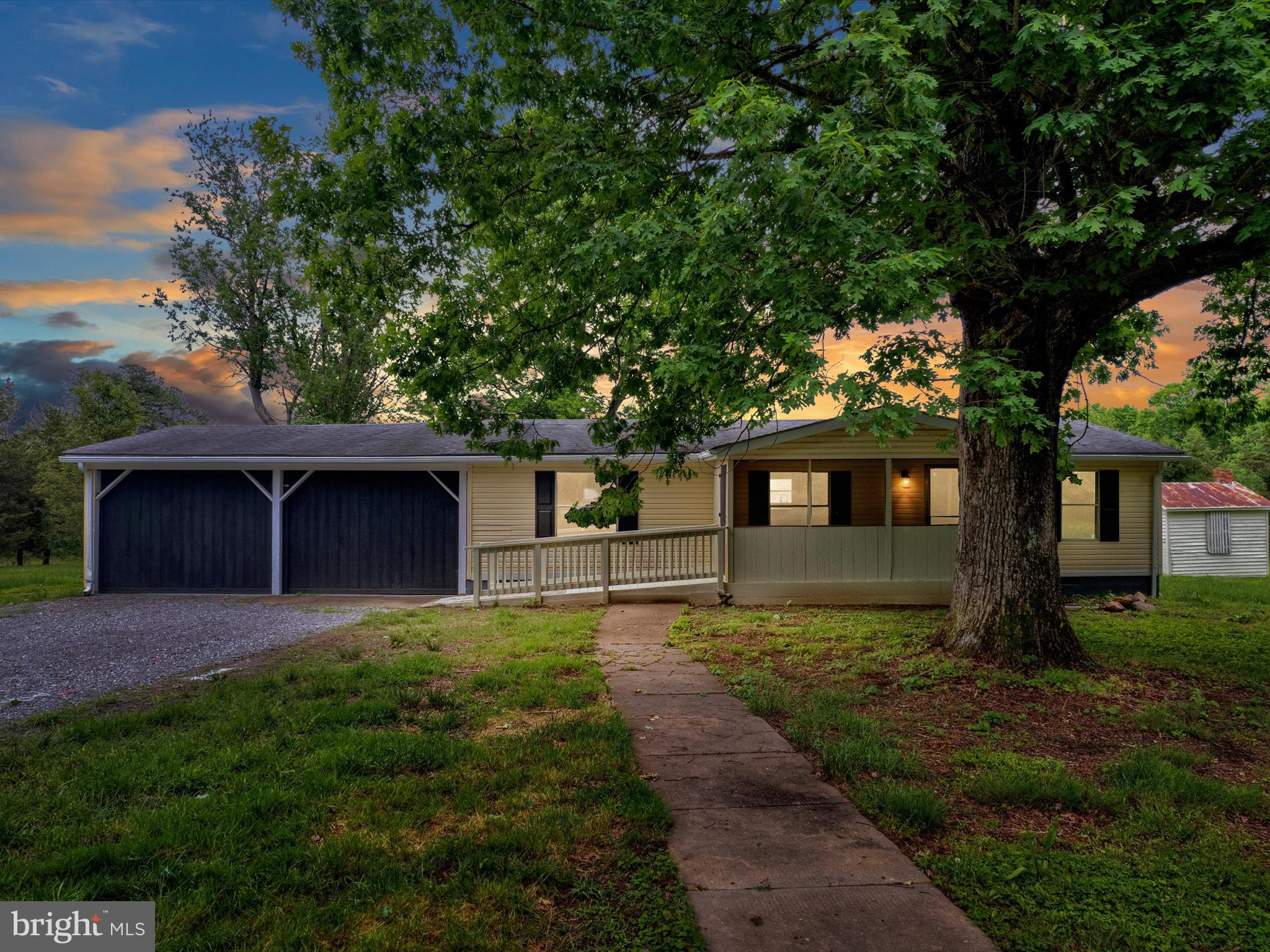 13916 Shannon Hill Rd