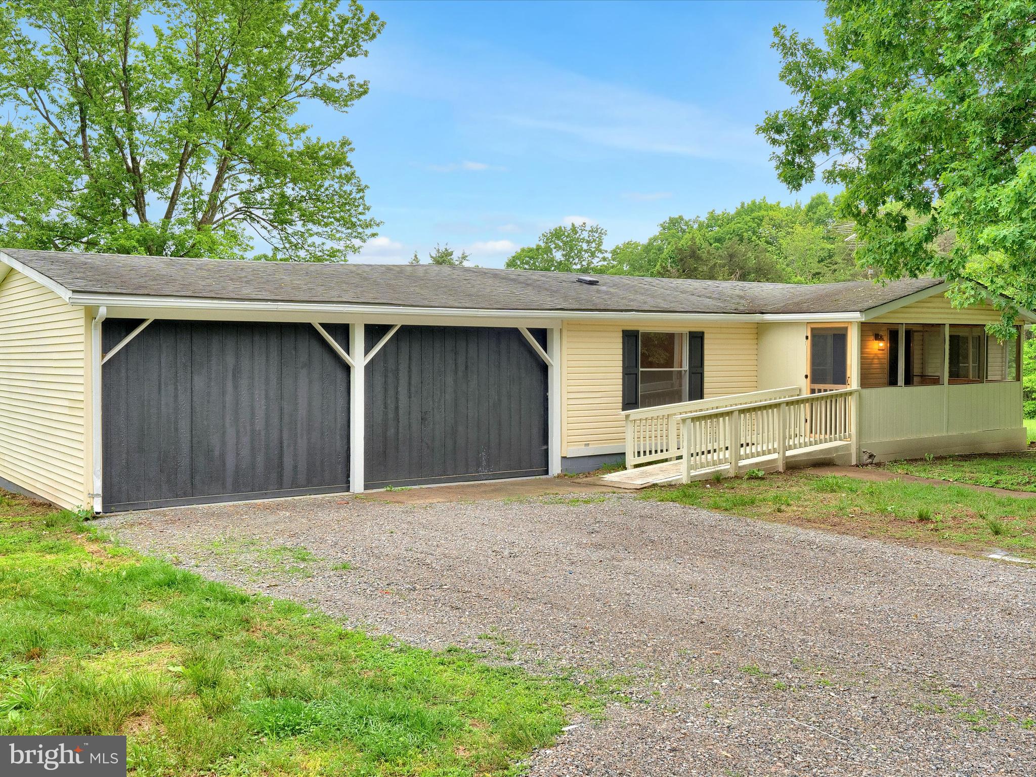 13916 Shannon Hill Rd