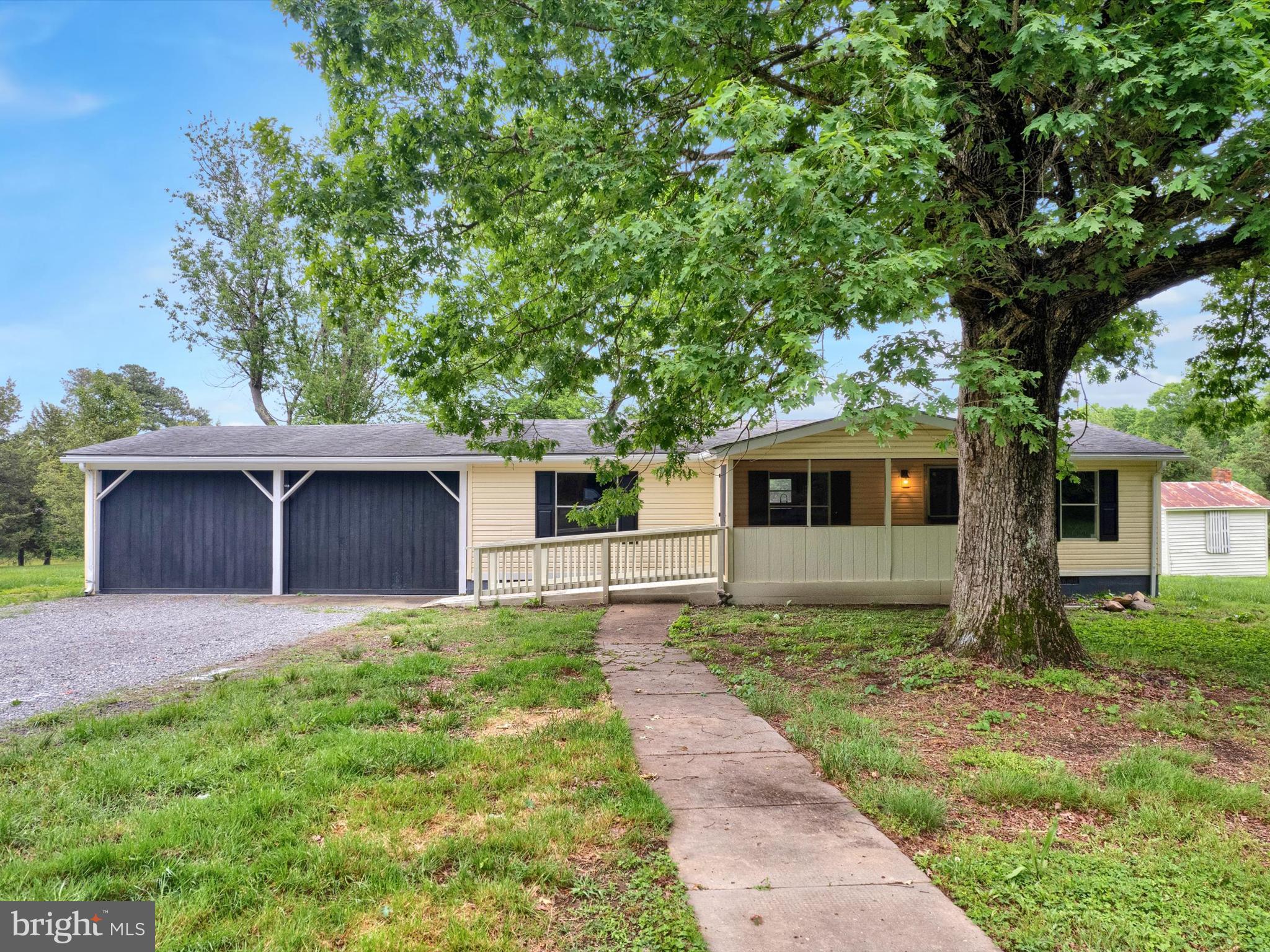 13916 Shannon Hill Rd