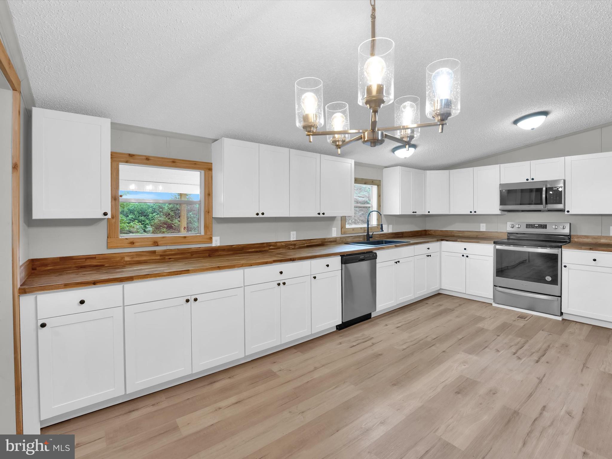 13916 Shannon Hill Rd