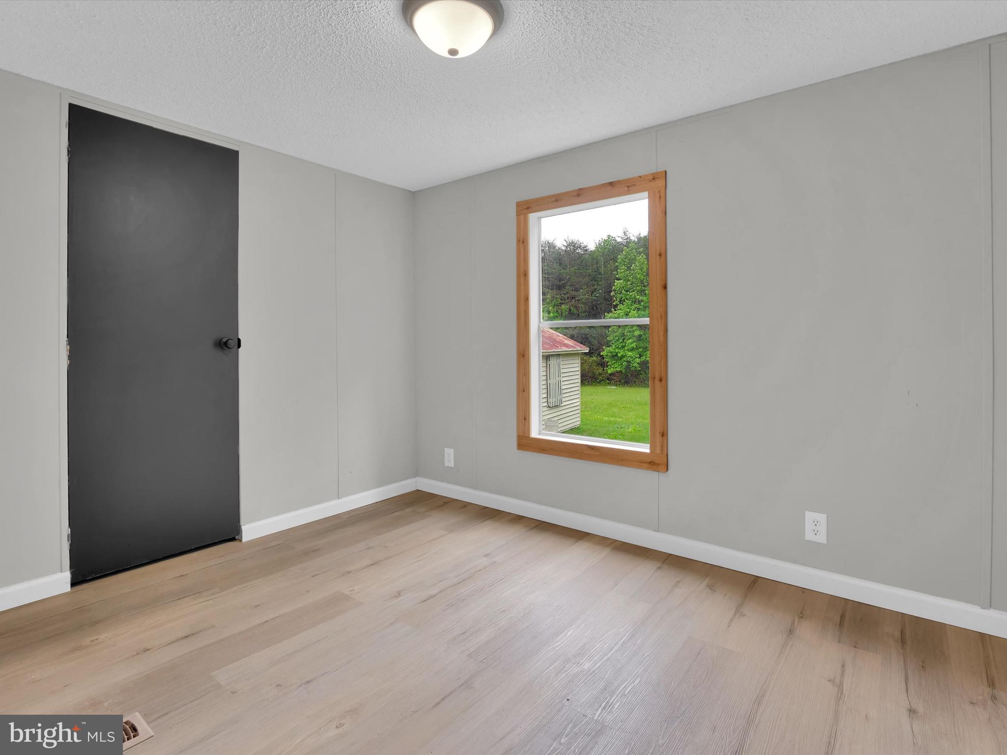 13916 Shannon Hill Rd