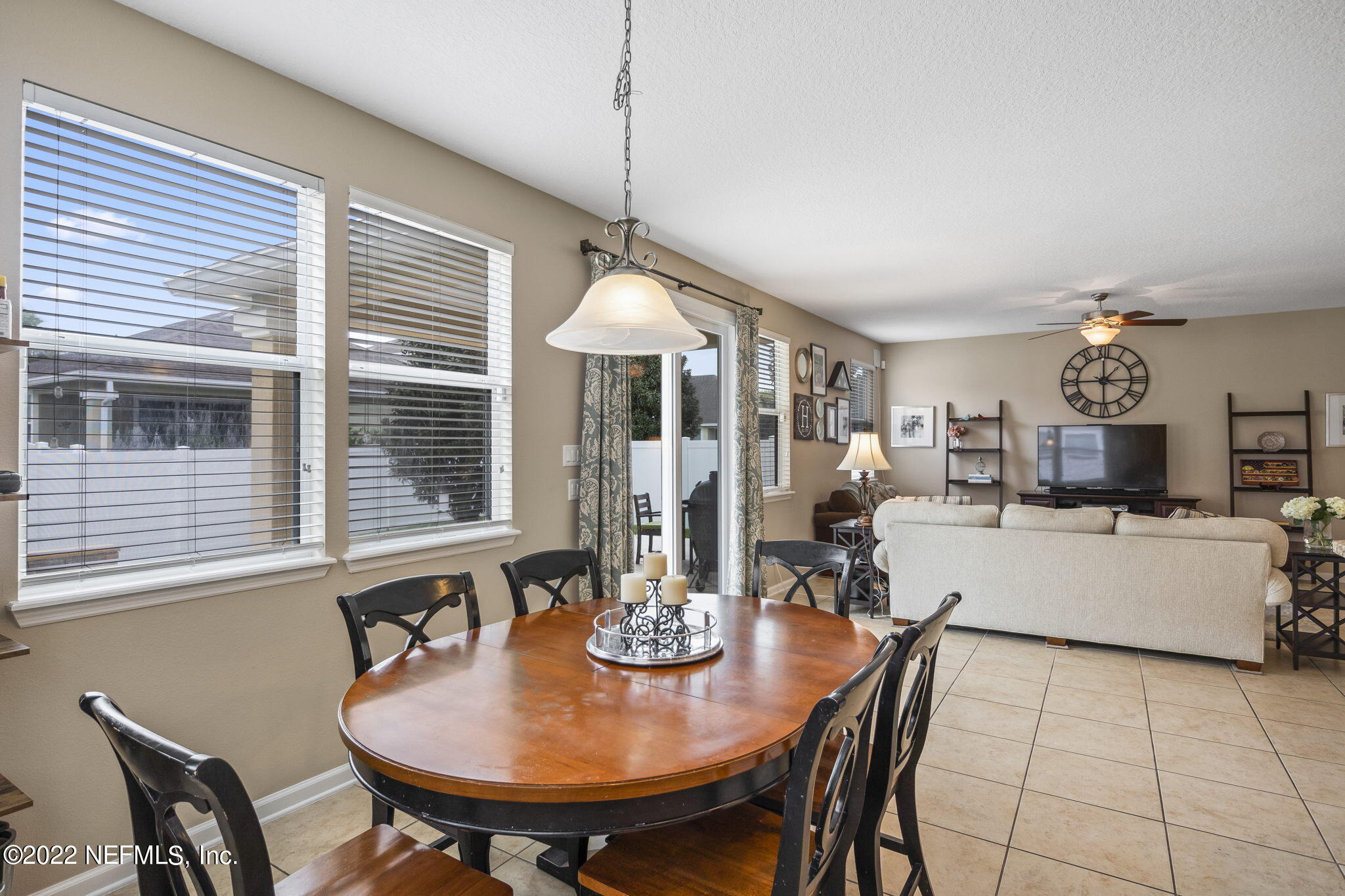 12133 DIAMOND SPRINGS DR