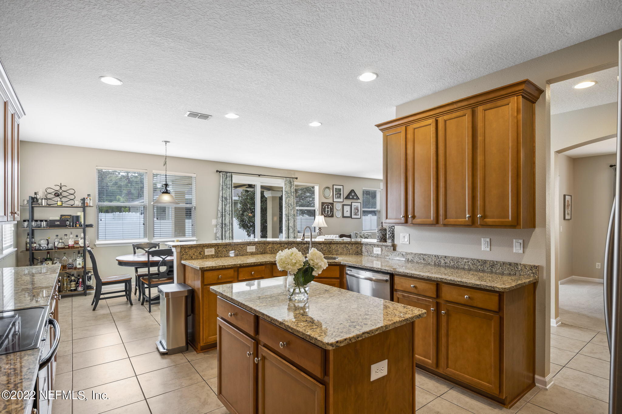 12133 DIAMOND SPRINGS DR