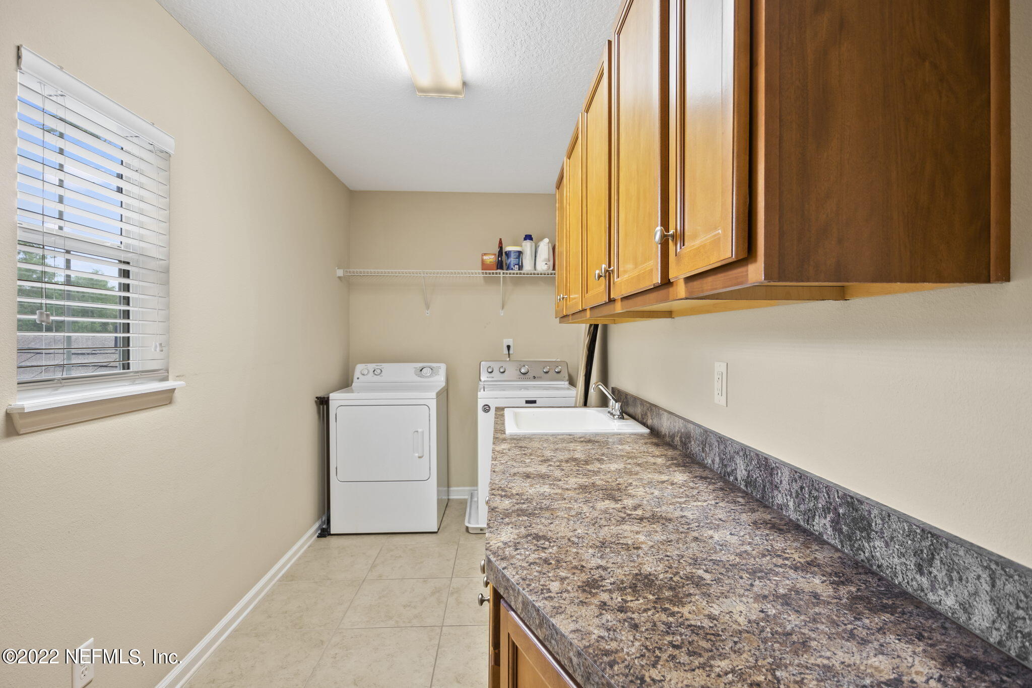 12133 DIAMOND SPRINGS DR