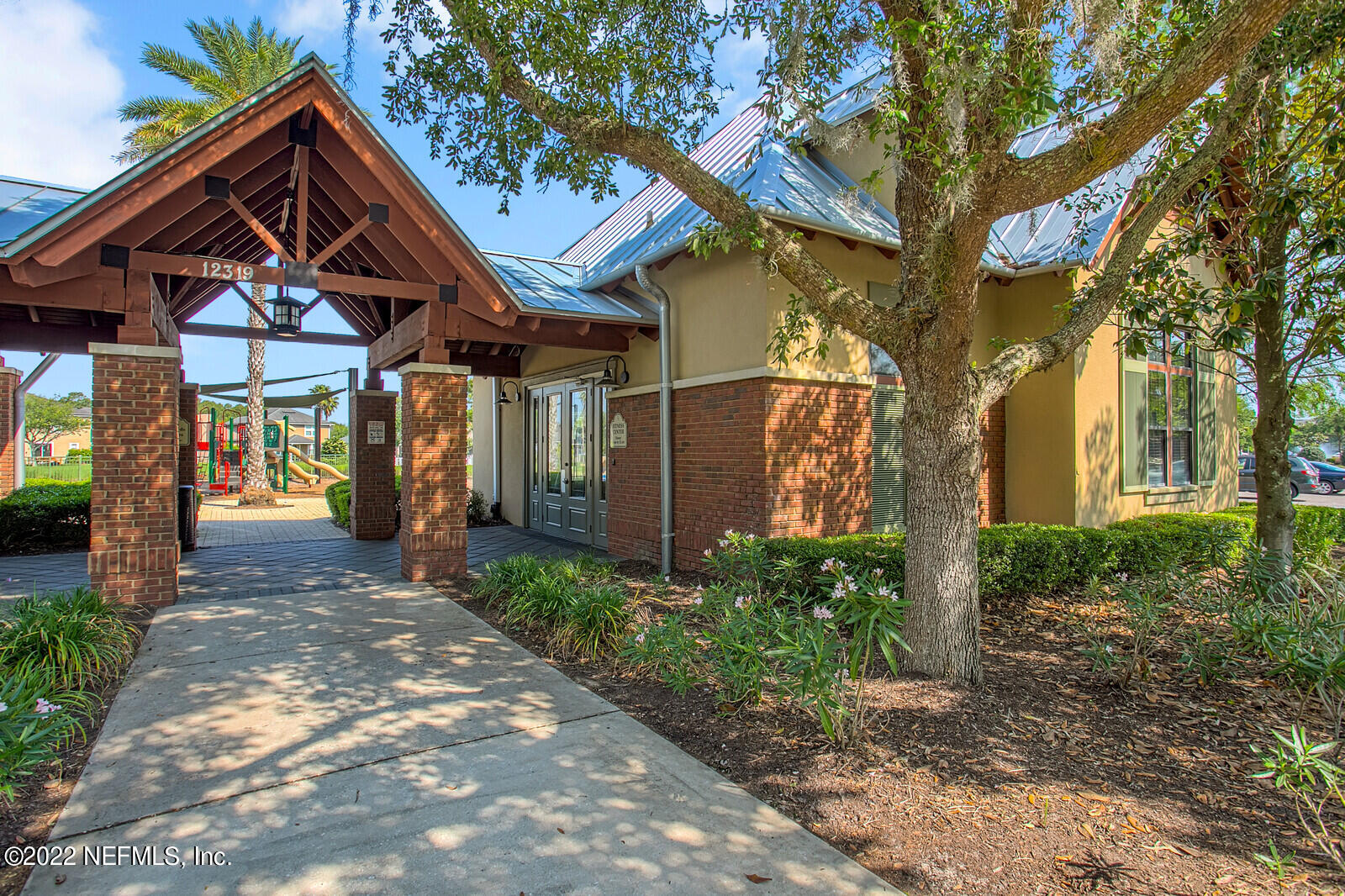 12133 DIAMOND SPRINGS DR