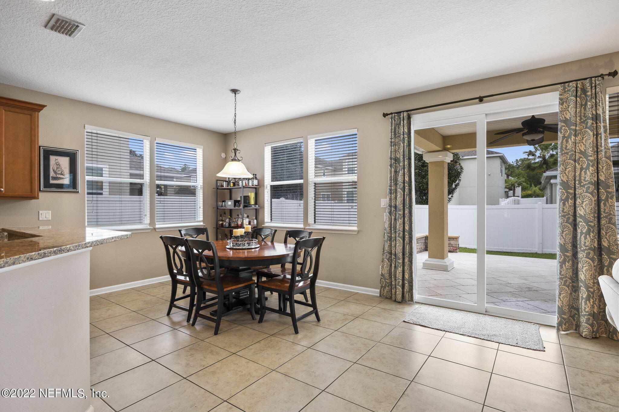 12133 DIAMOND SPRINGS DR