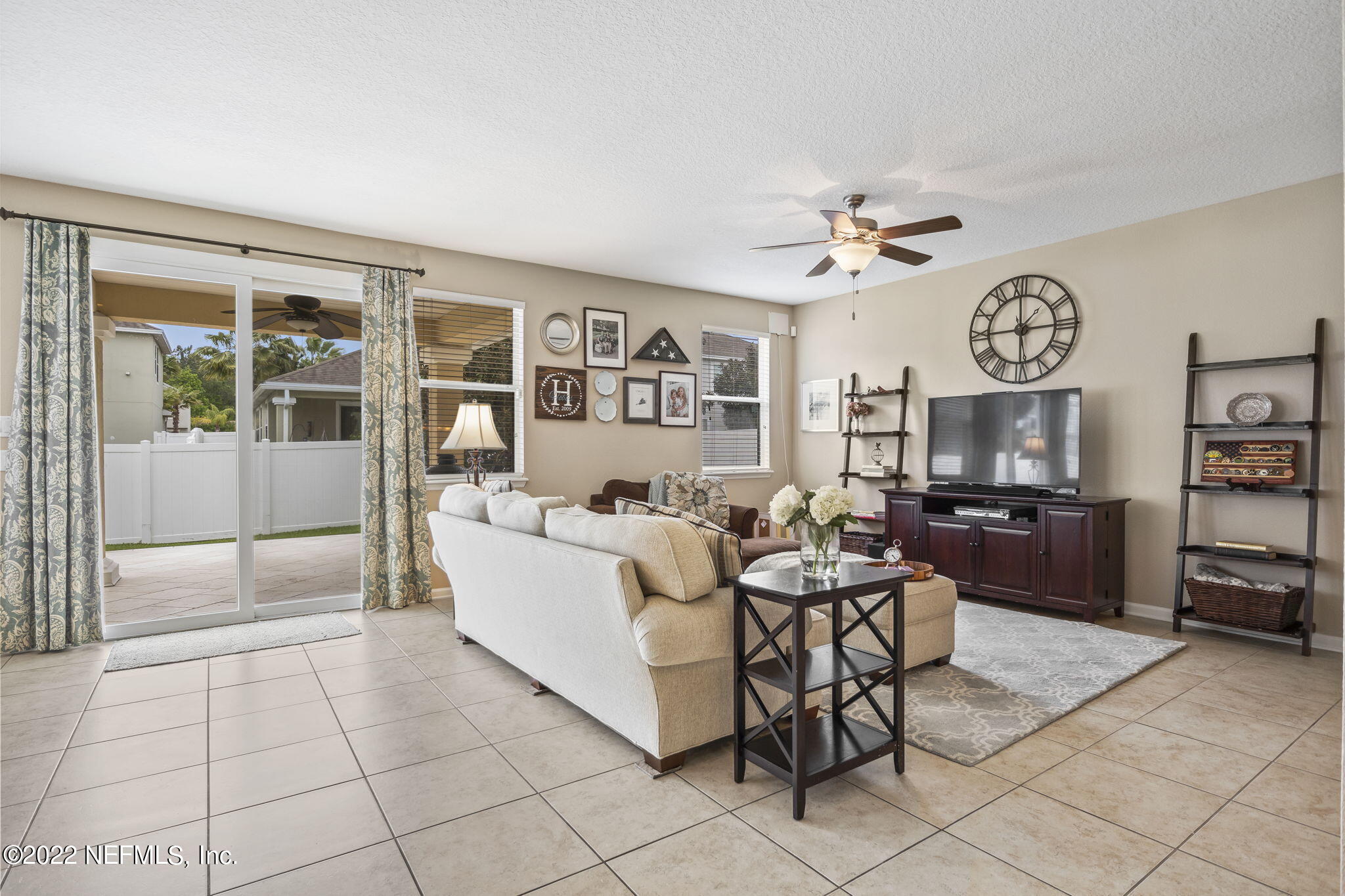 12133 DIAMOND SPRINGS DR