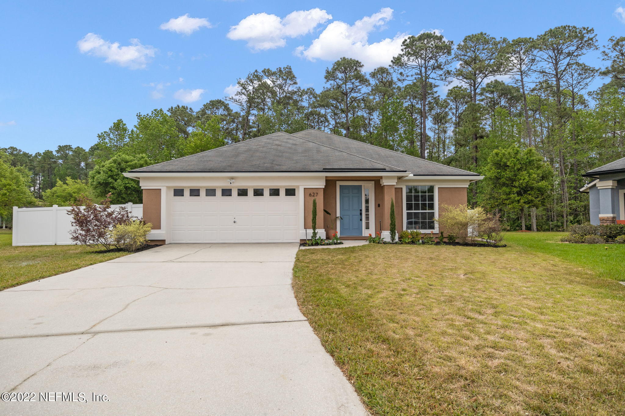 627 ARBORWOOD DR