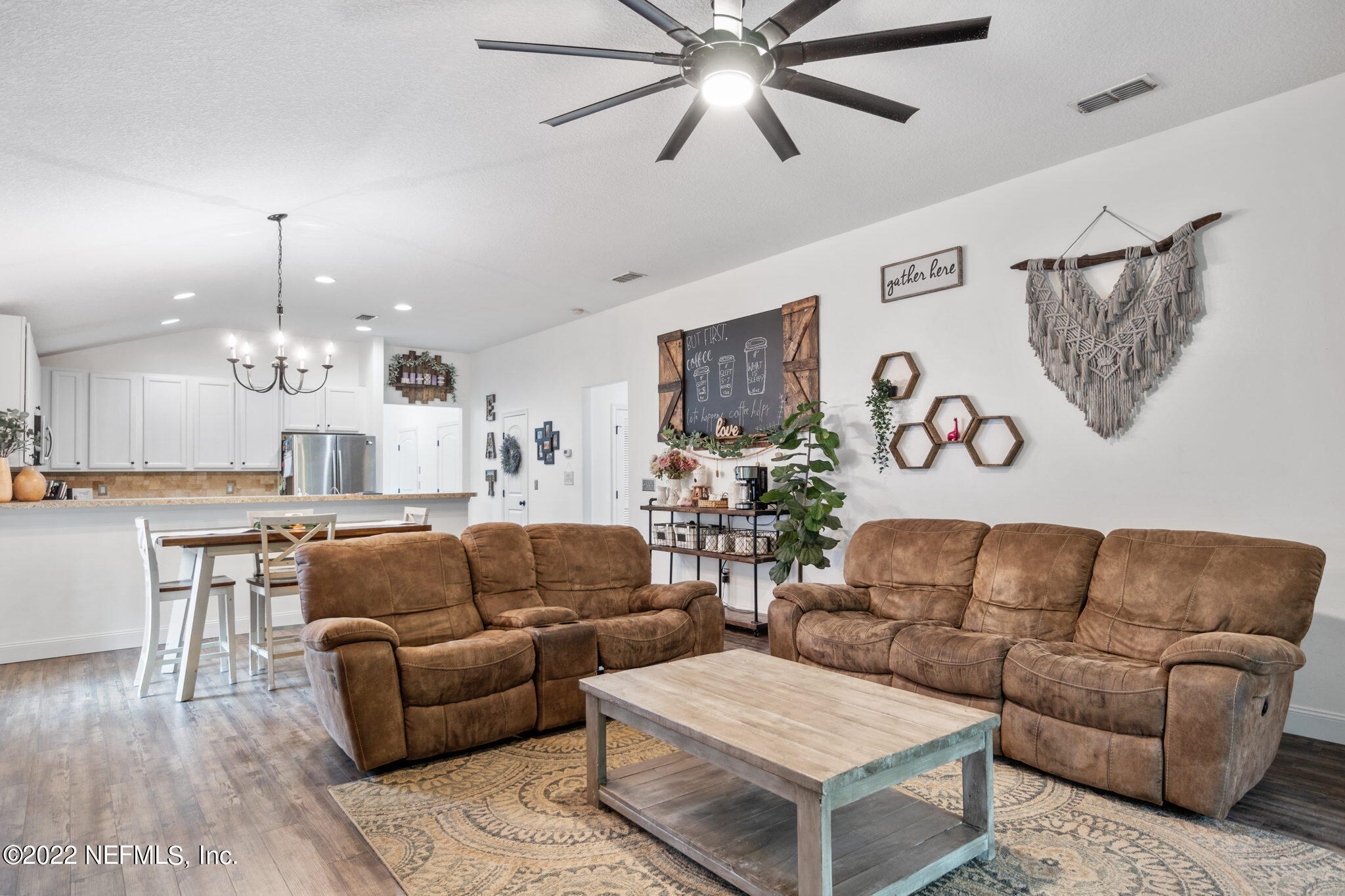 627 ARBORWOOD DR
