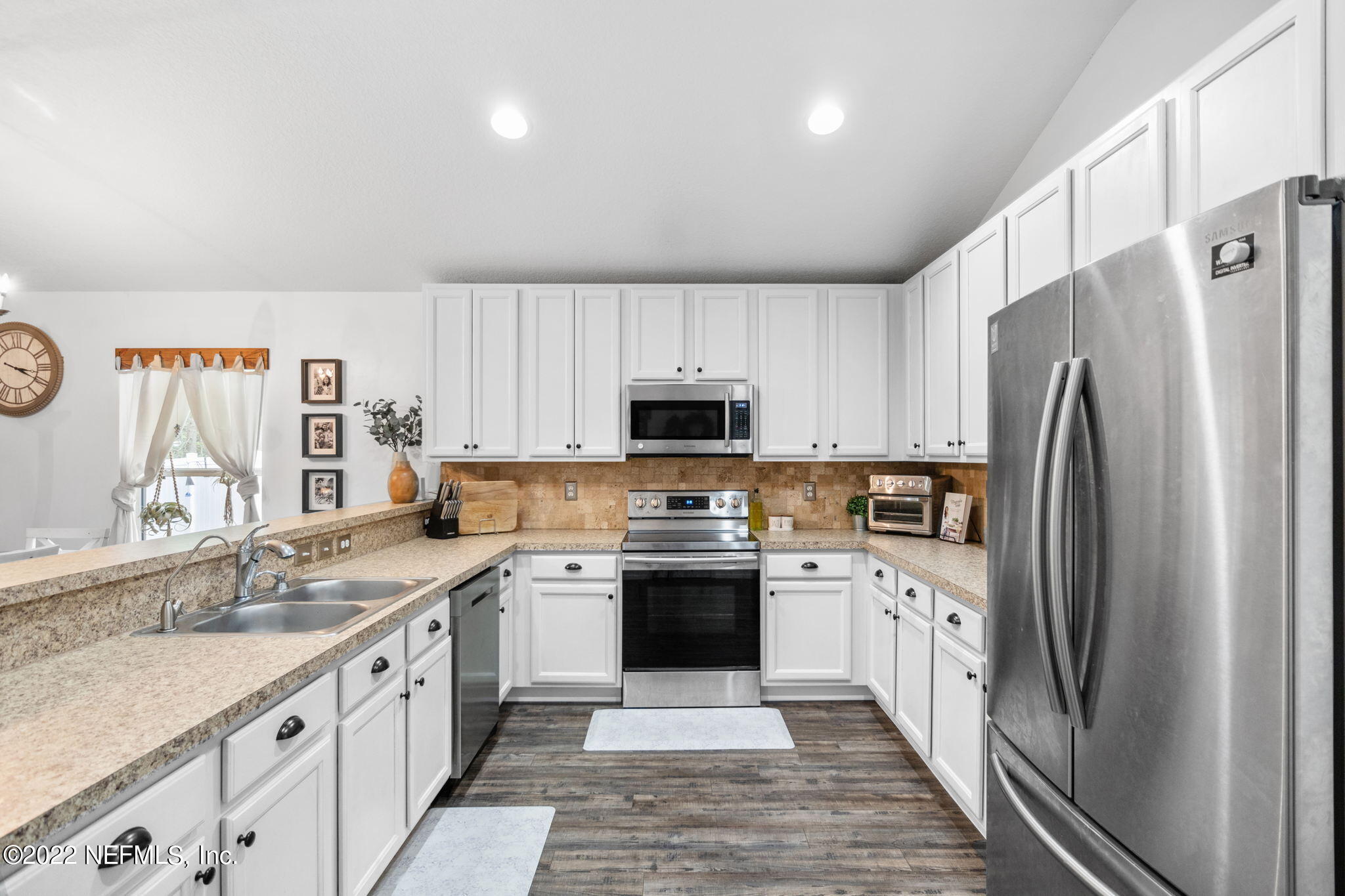 627 ARBORWOOD DR