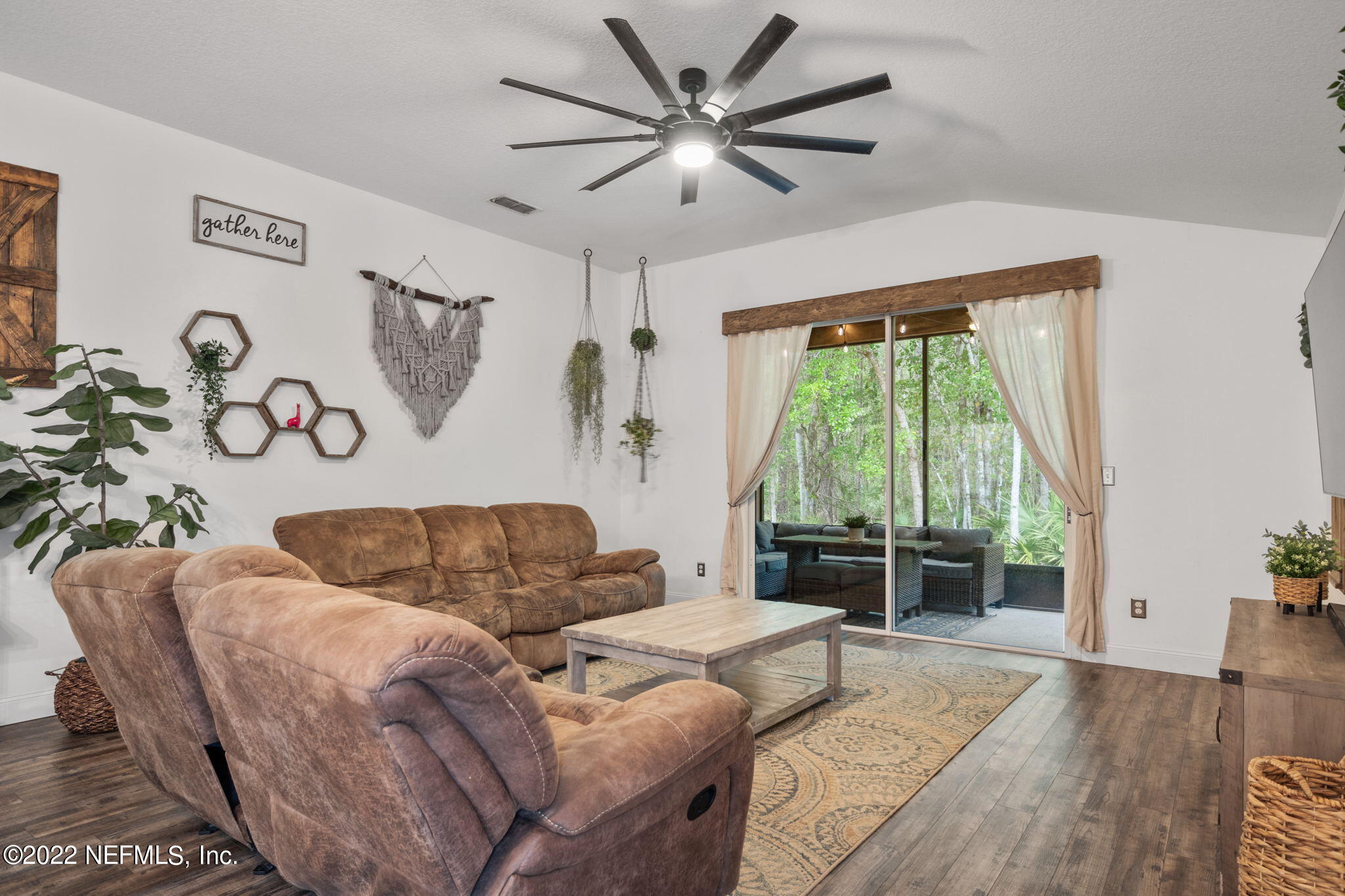 627 ARBORWOOD DR