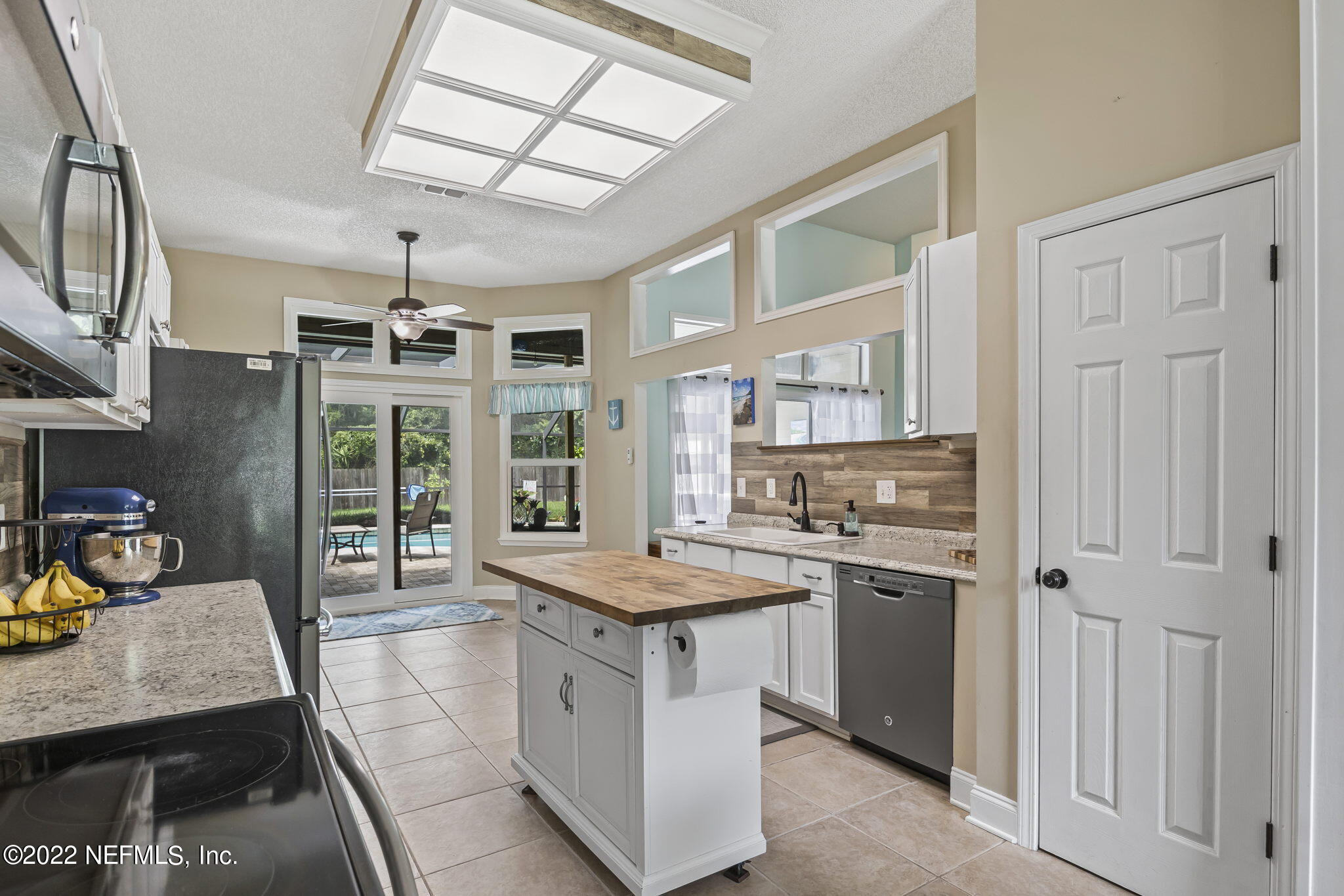 1798 DENMARK DR