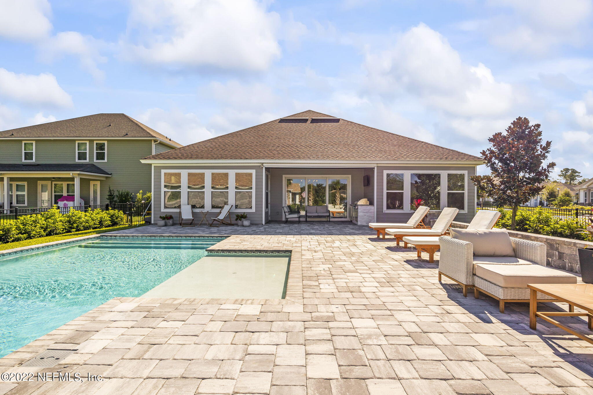 211 QUAIL VISTA DR