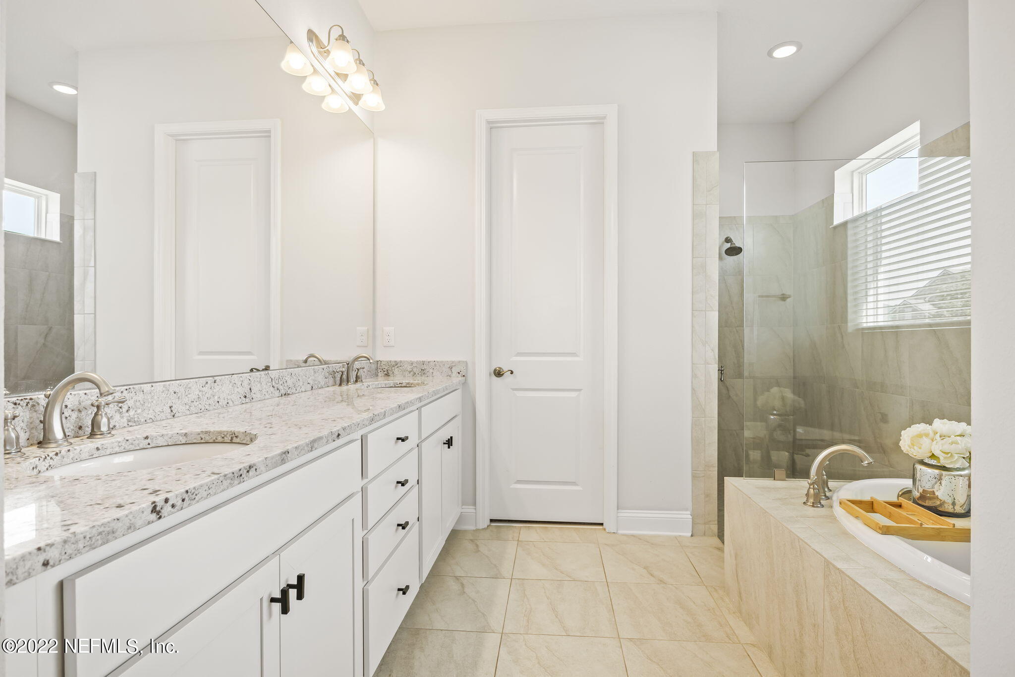 211 QUAIL VISTA DR