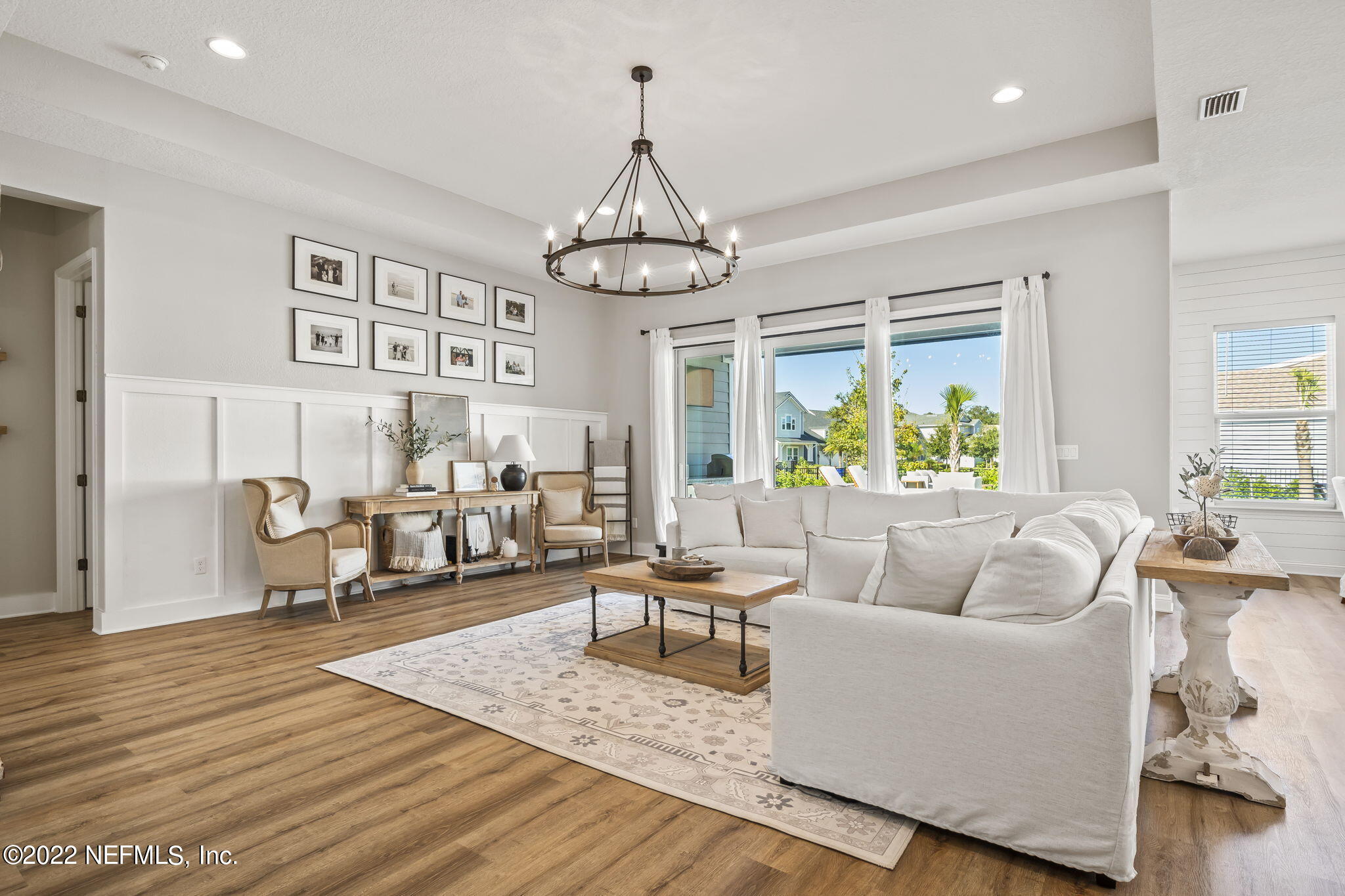 211 QUAIL VISTA DR