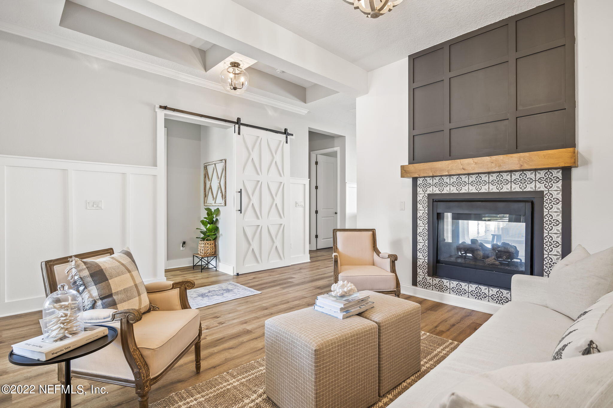 211 QUAIL VISTA DR