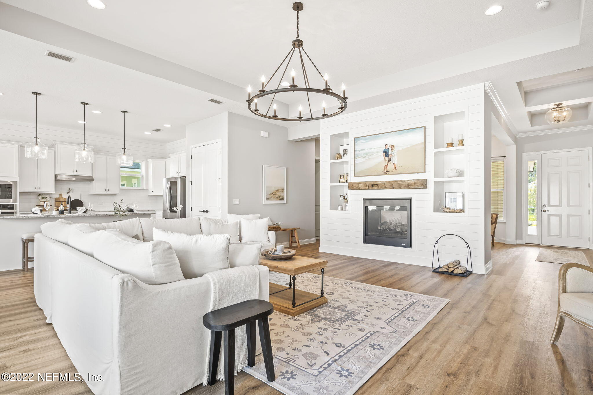 211 QUAIL VISTA DR