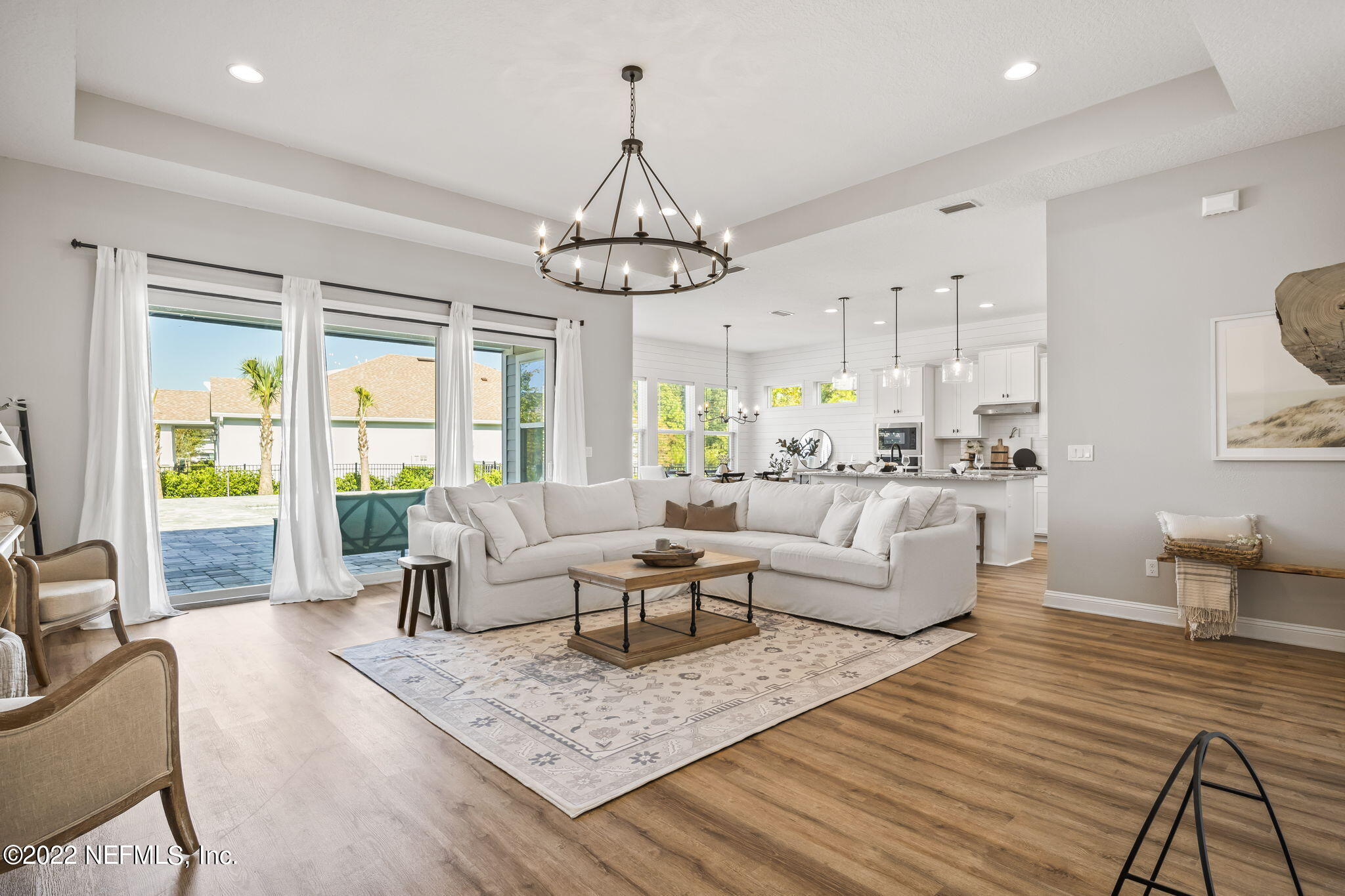211 QUAIL VISTA DR