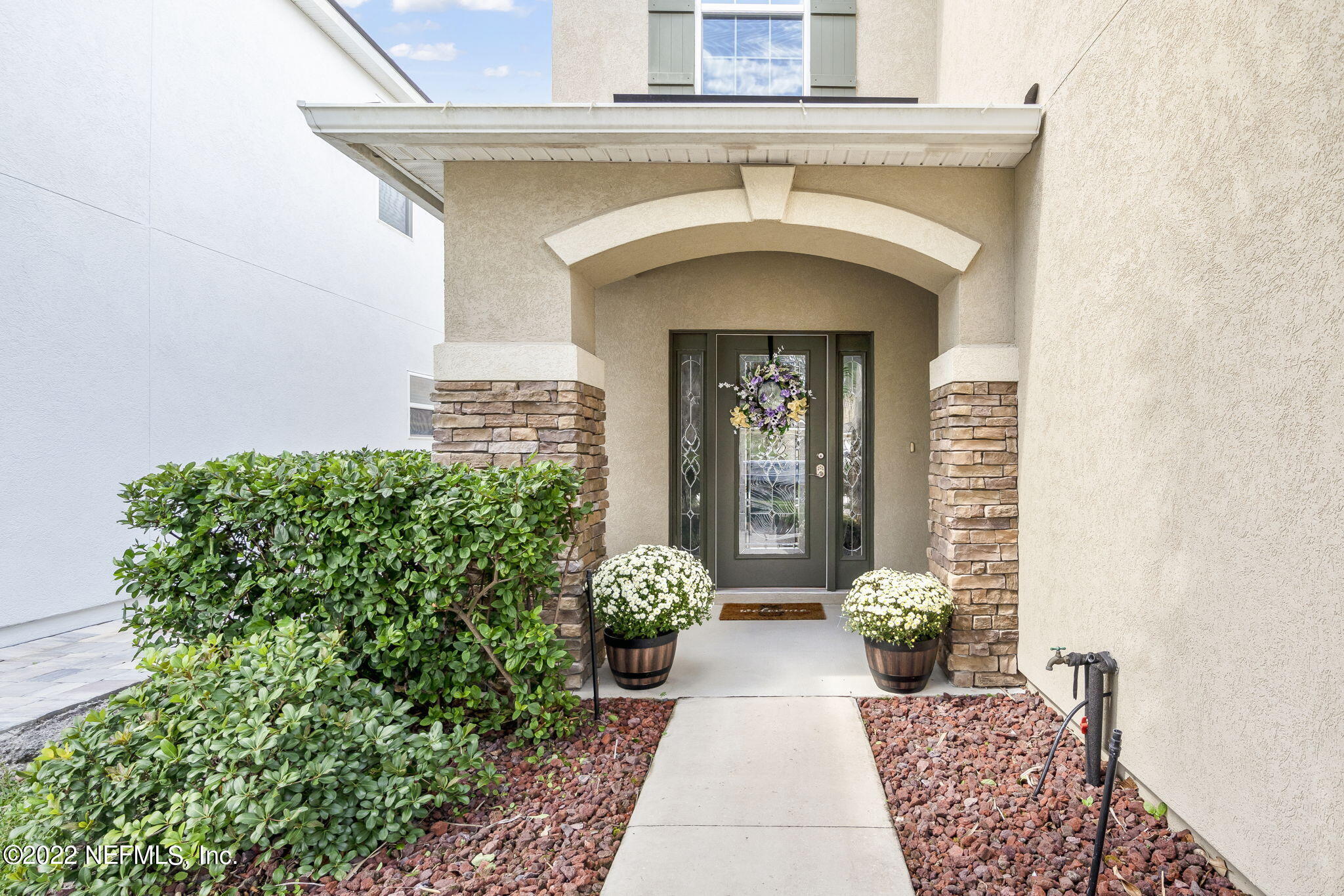 866 GLENDALE LN