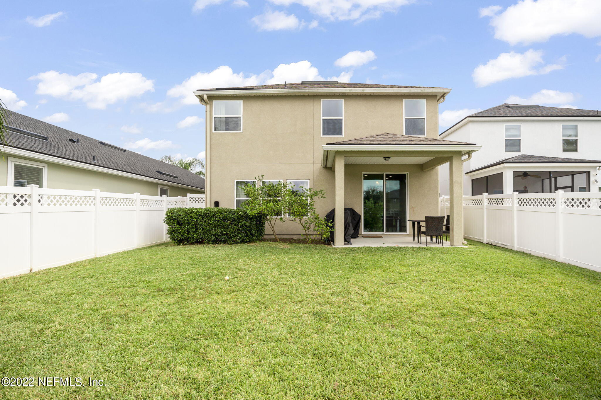 866 GLENDALE LN