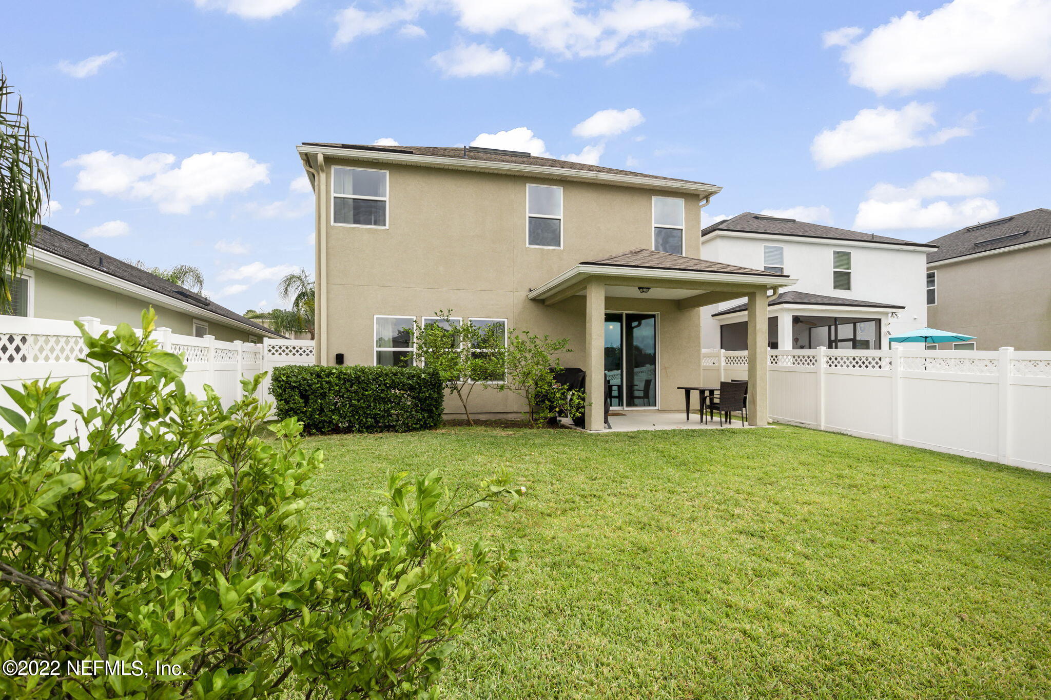 866 GLENDALE LN