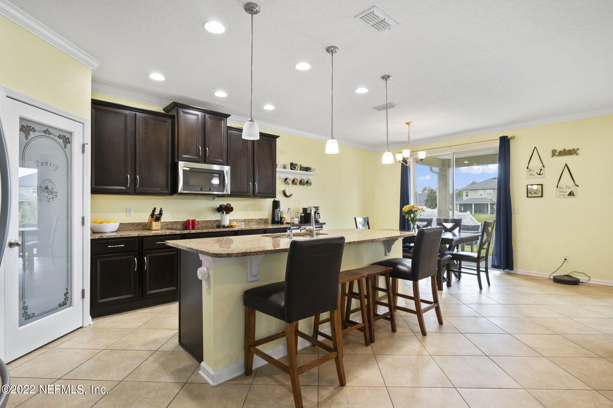 866 GLENDALE LN