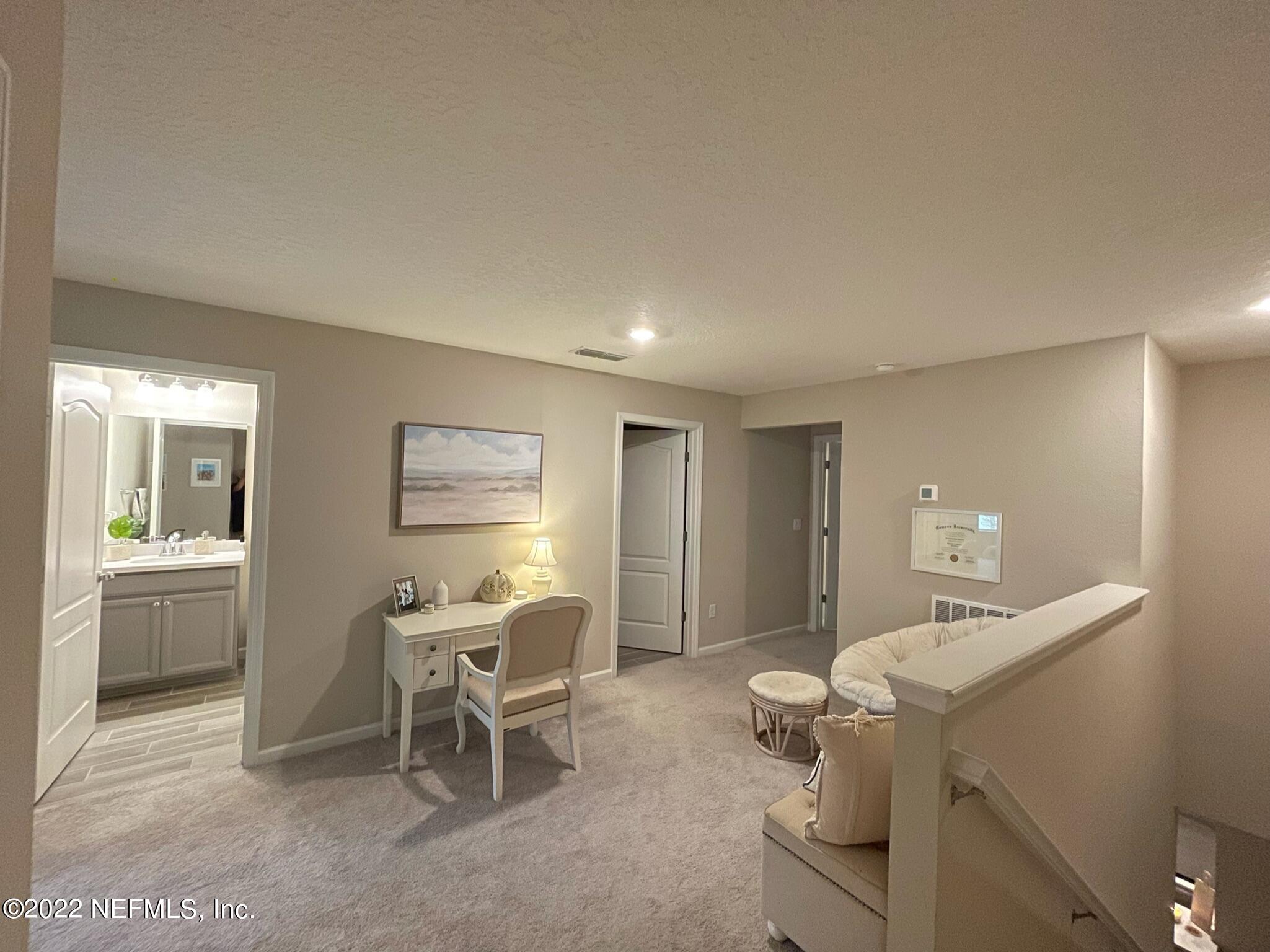 2555 SANDY DUNE DR