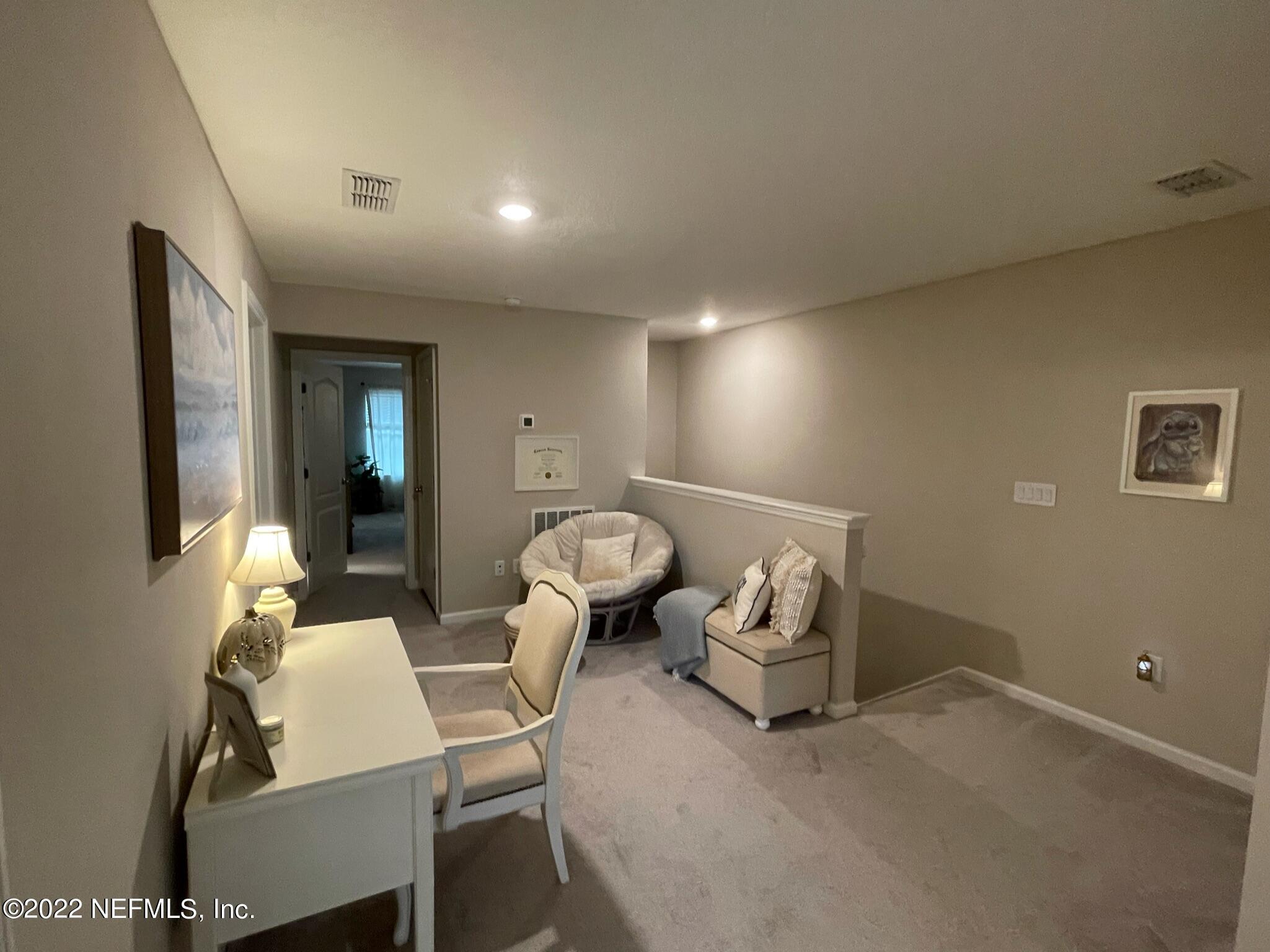 2555 SANDY DUNE DR