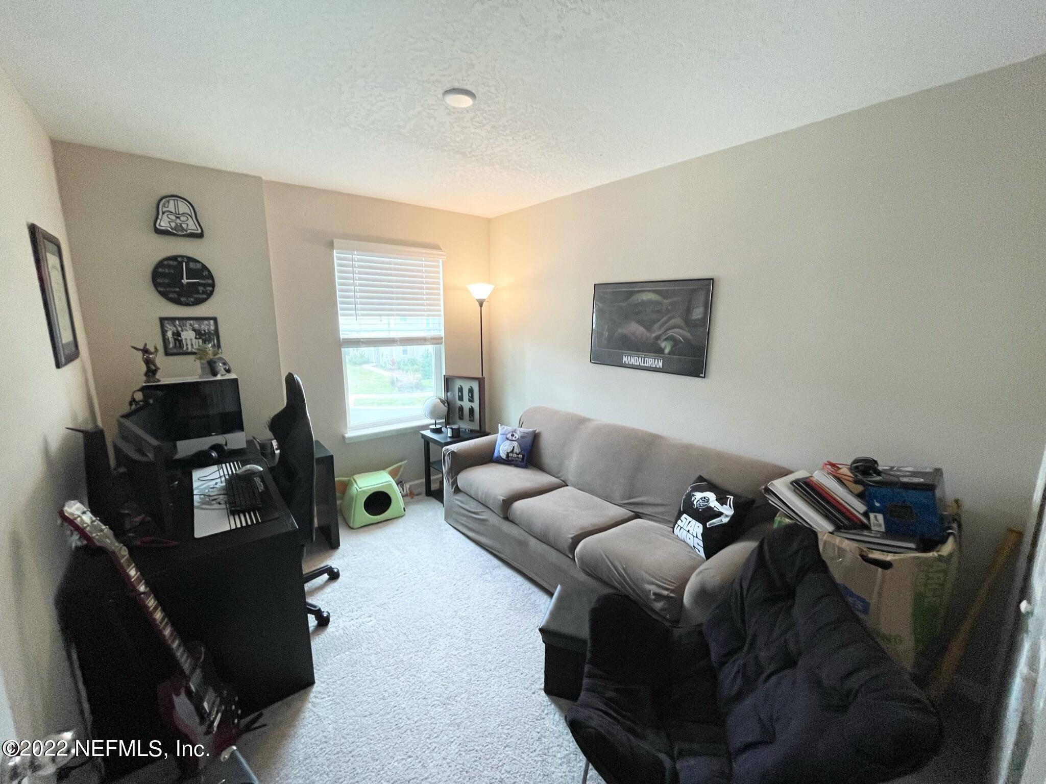 2555 SANDY DUNE DR