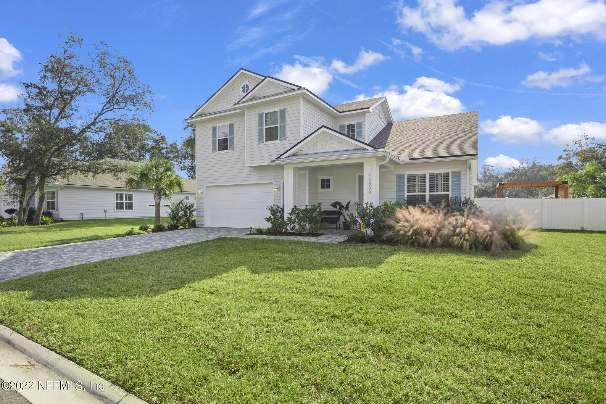 13800 HIDDEN OAKS LN