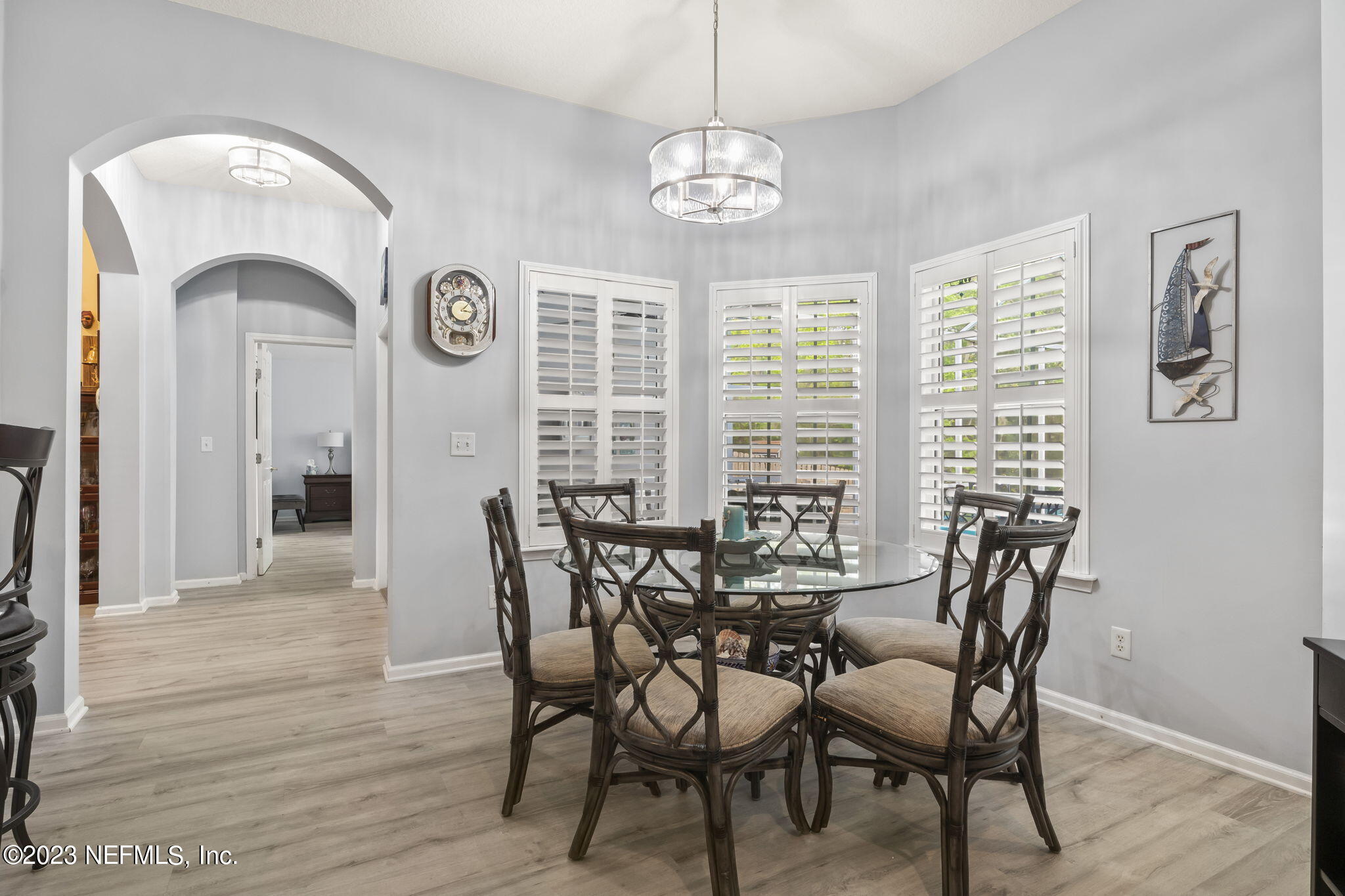 12279 LAKE FERN DR E