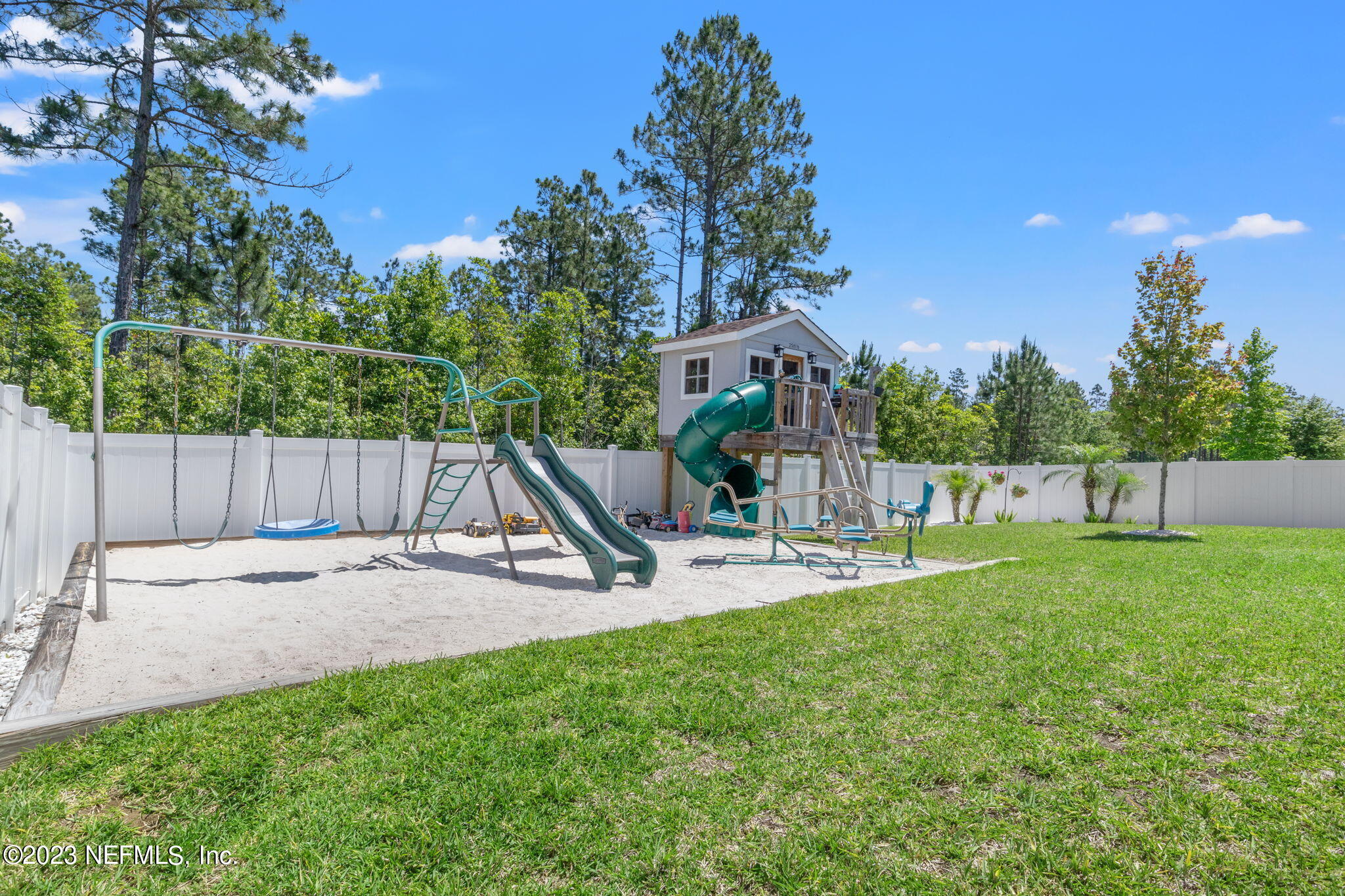 2581 COLD STREAM LN