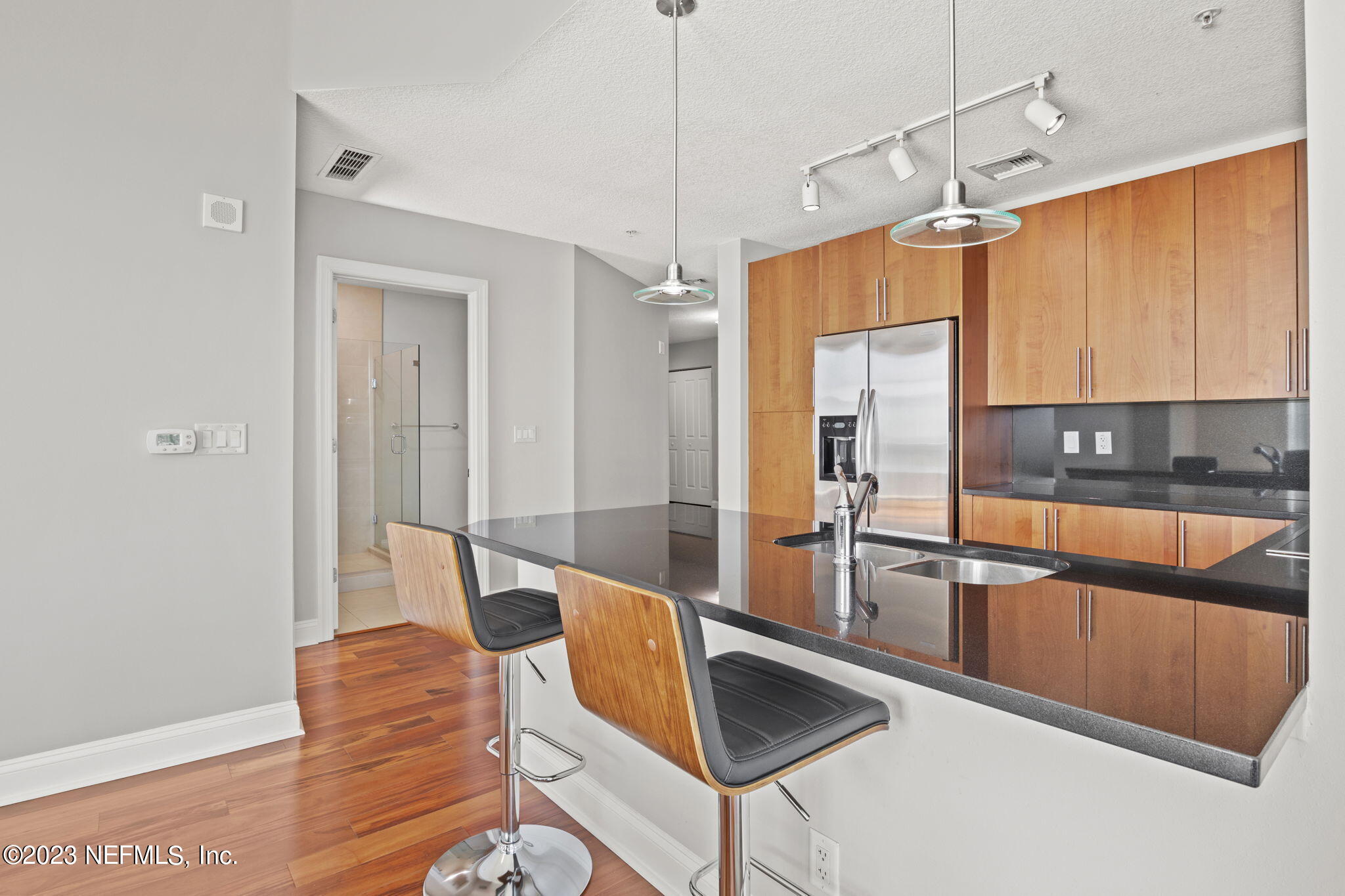 1431 RIVERPLACE BLVD Unit: 2101