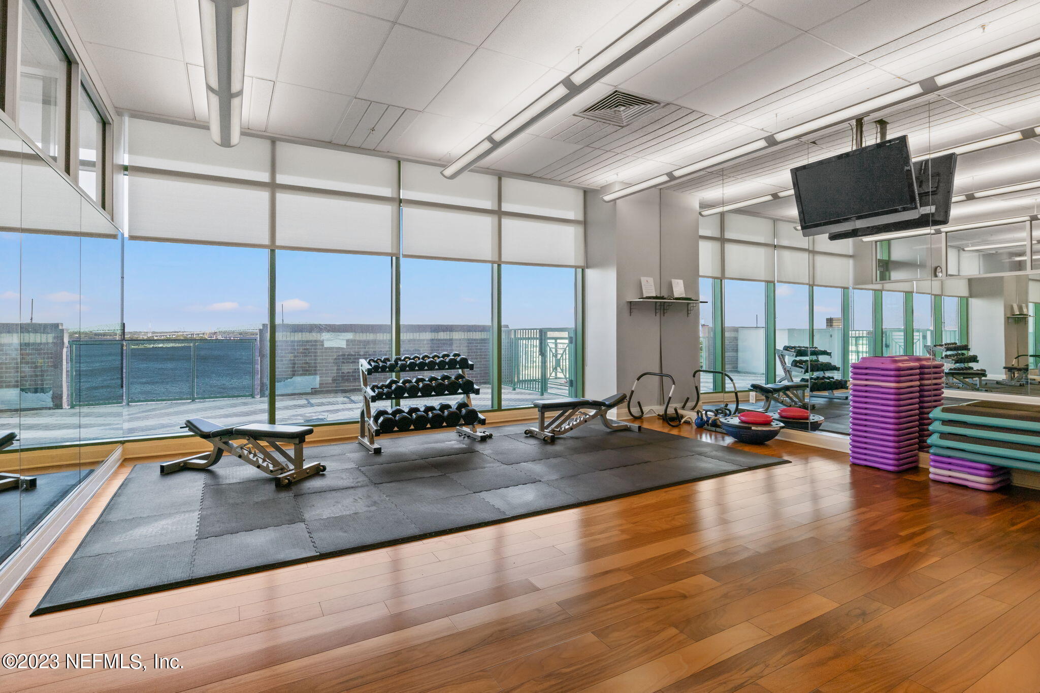 1431 RIVERPLACE BLVD Unit: 2101
