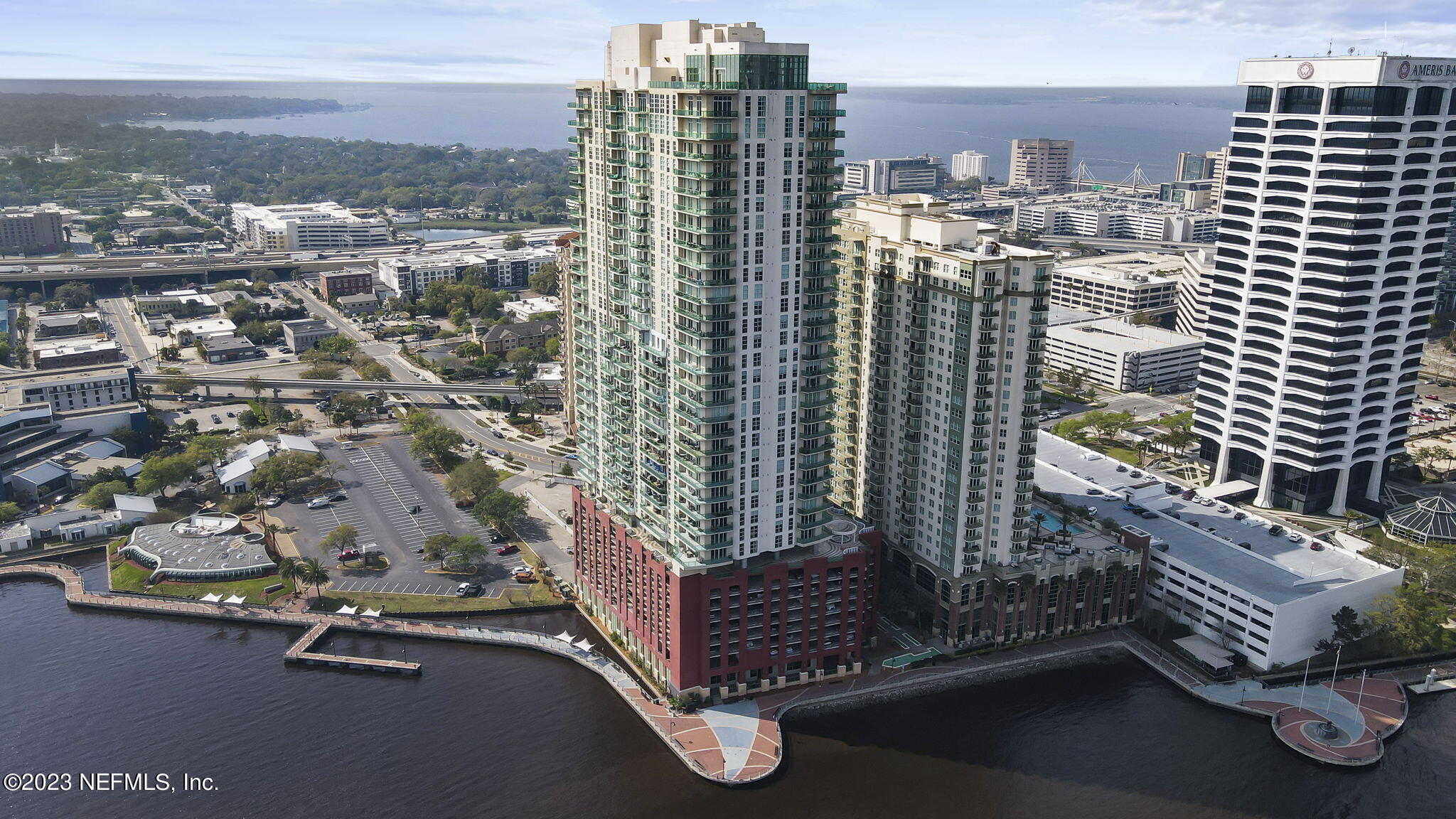 1431 RIVERPLACE BLVD Unit: 2101