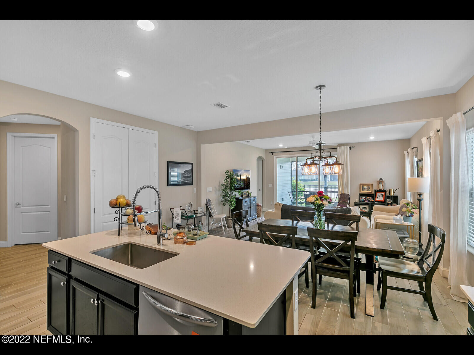 2380 REESE WAY