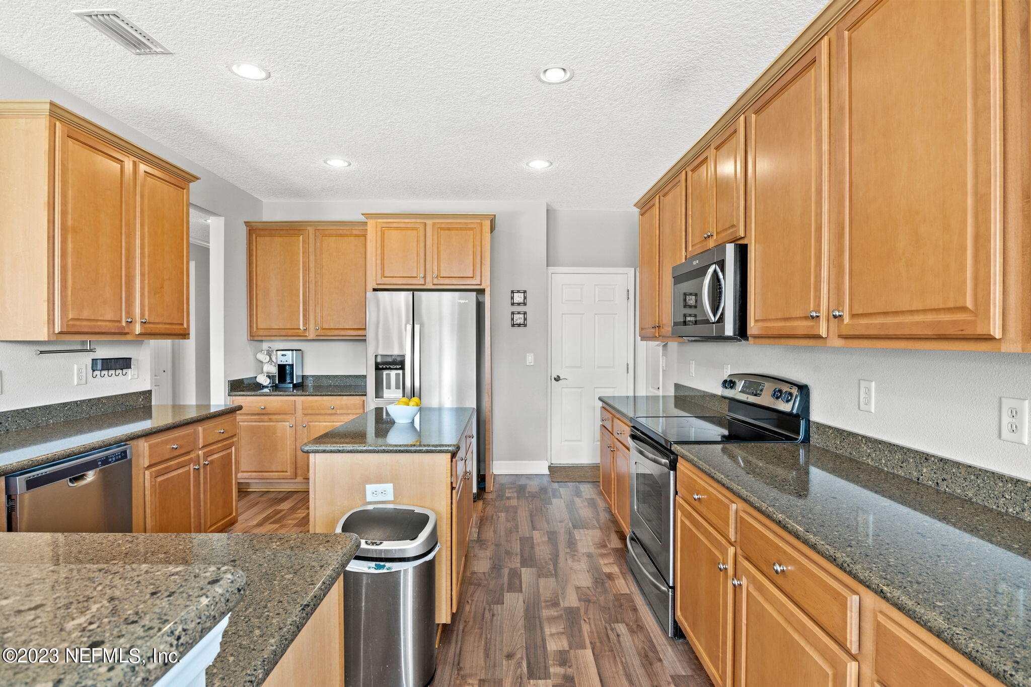 12271 SUNCHASE DR