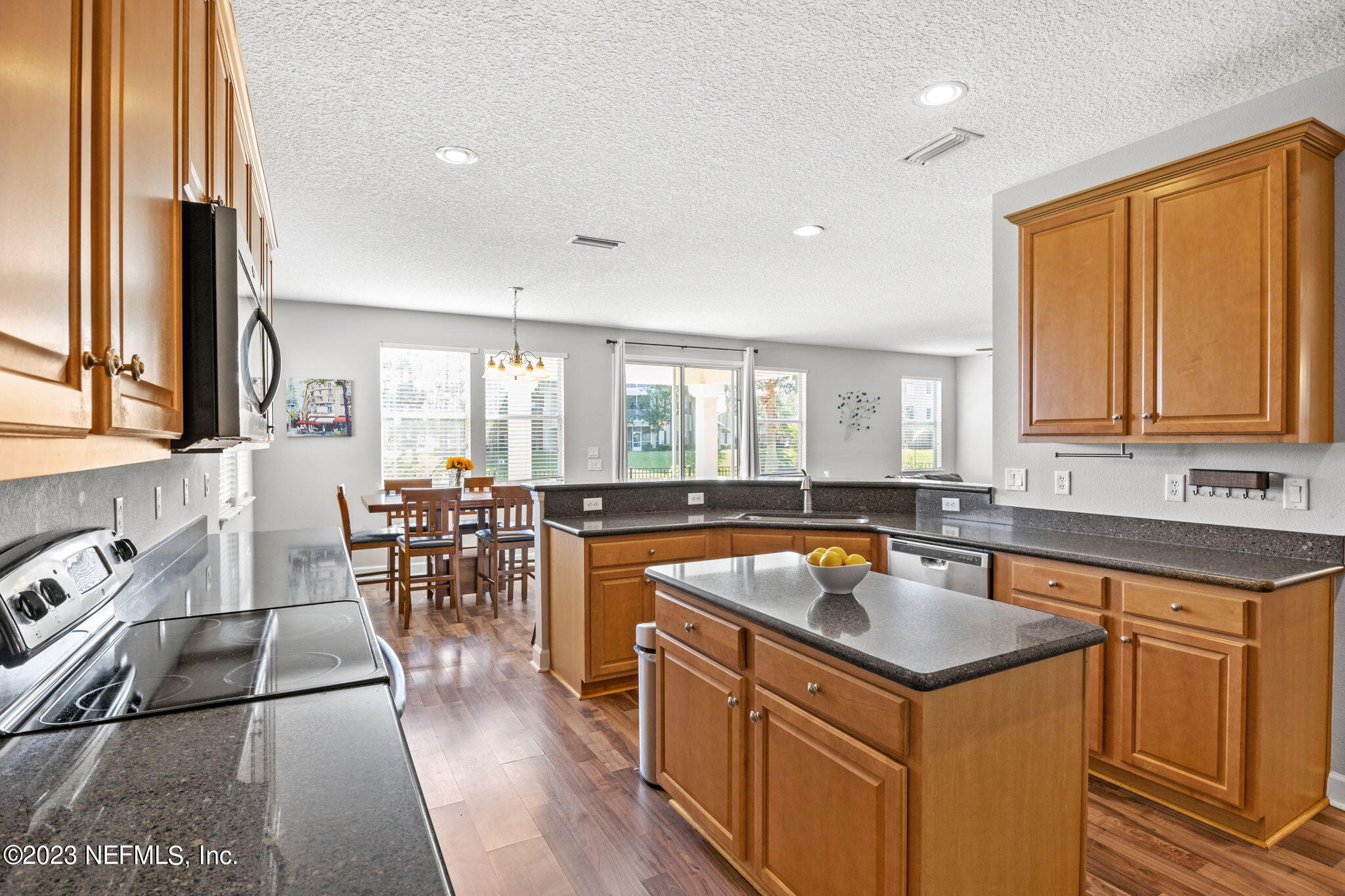 12271 SUNCHASE DR