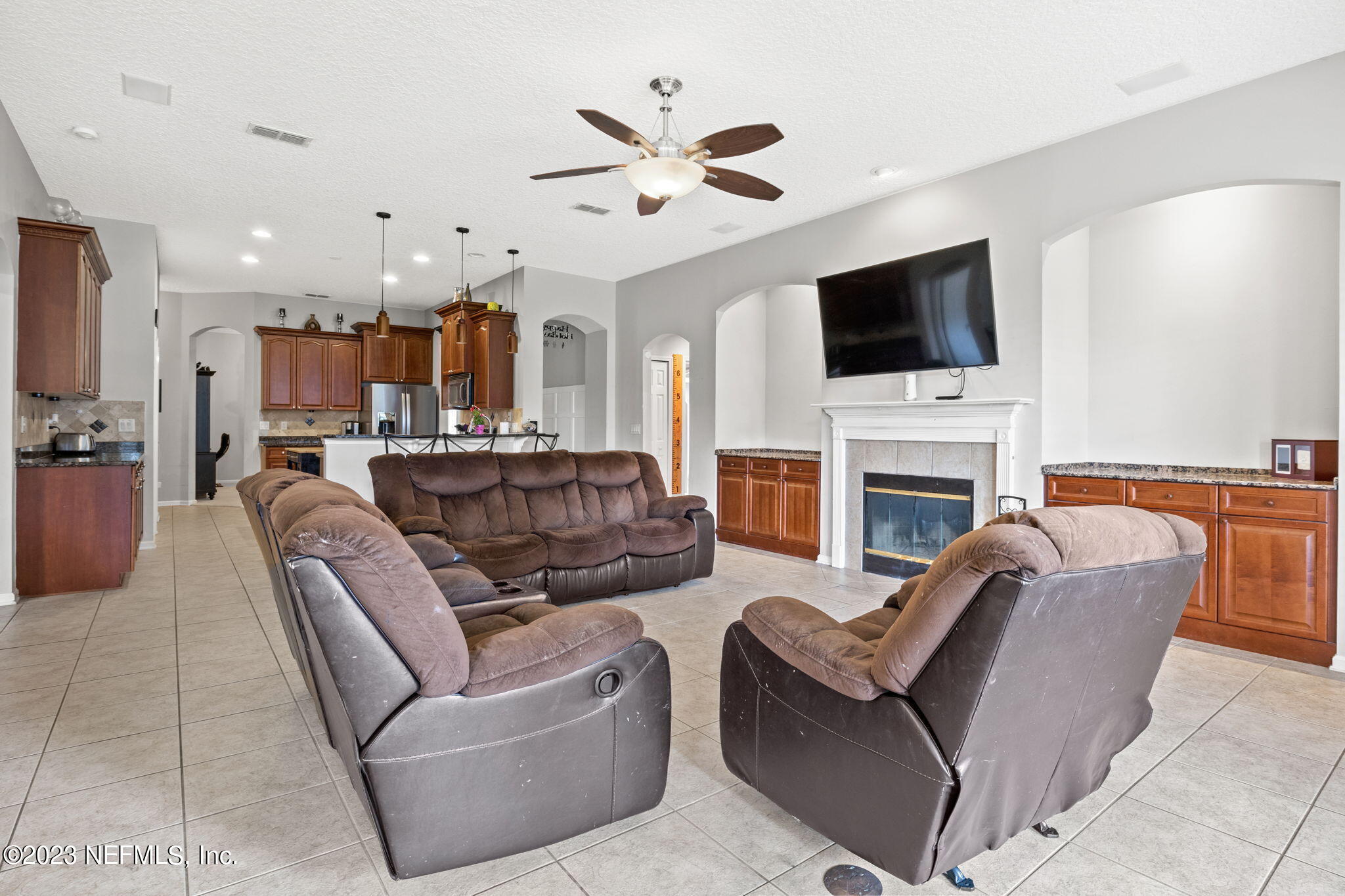 3070 HAWKSMORE DR