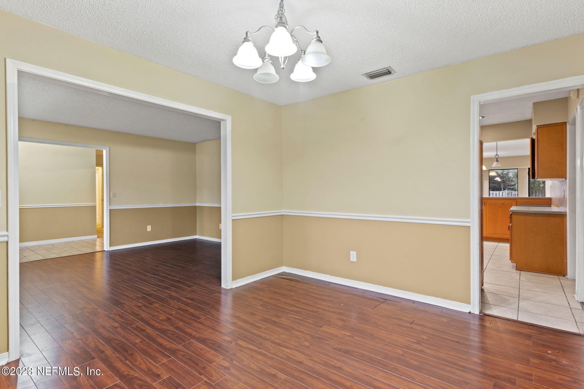 8561 CAMSHIRE CT